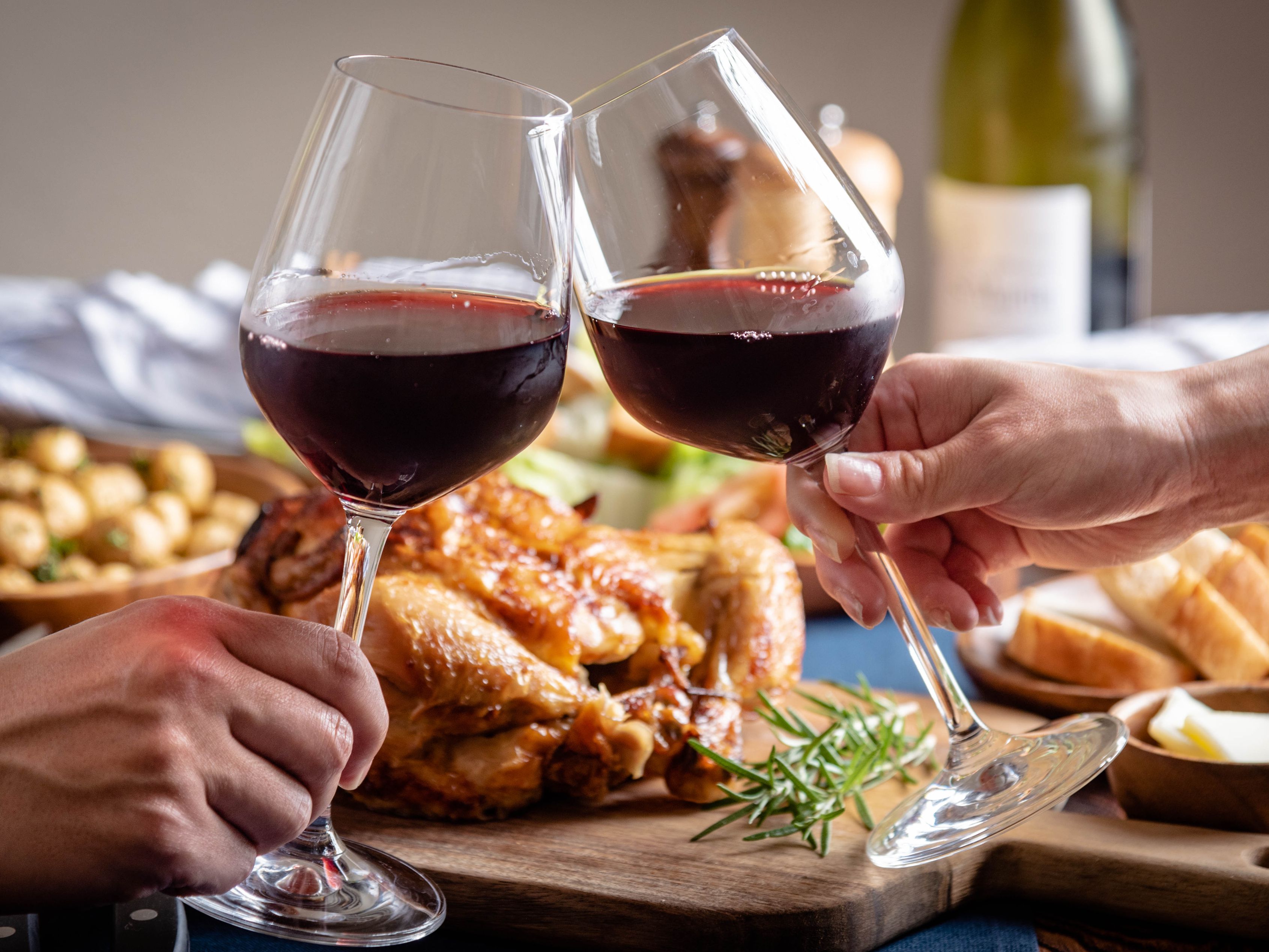 wine over thanksgiving dinner