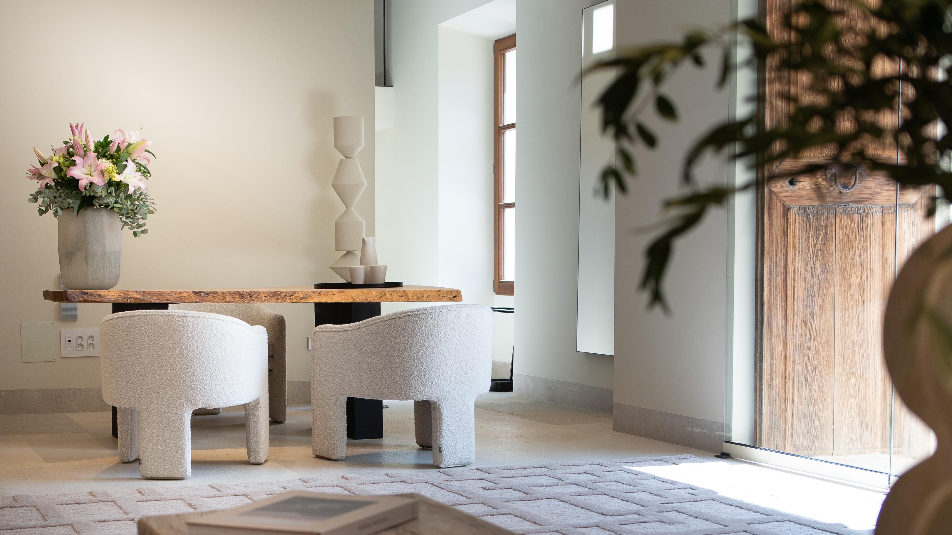 Finca Banyols, Mostrador de conserjería Vignette™ Collection