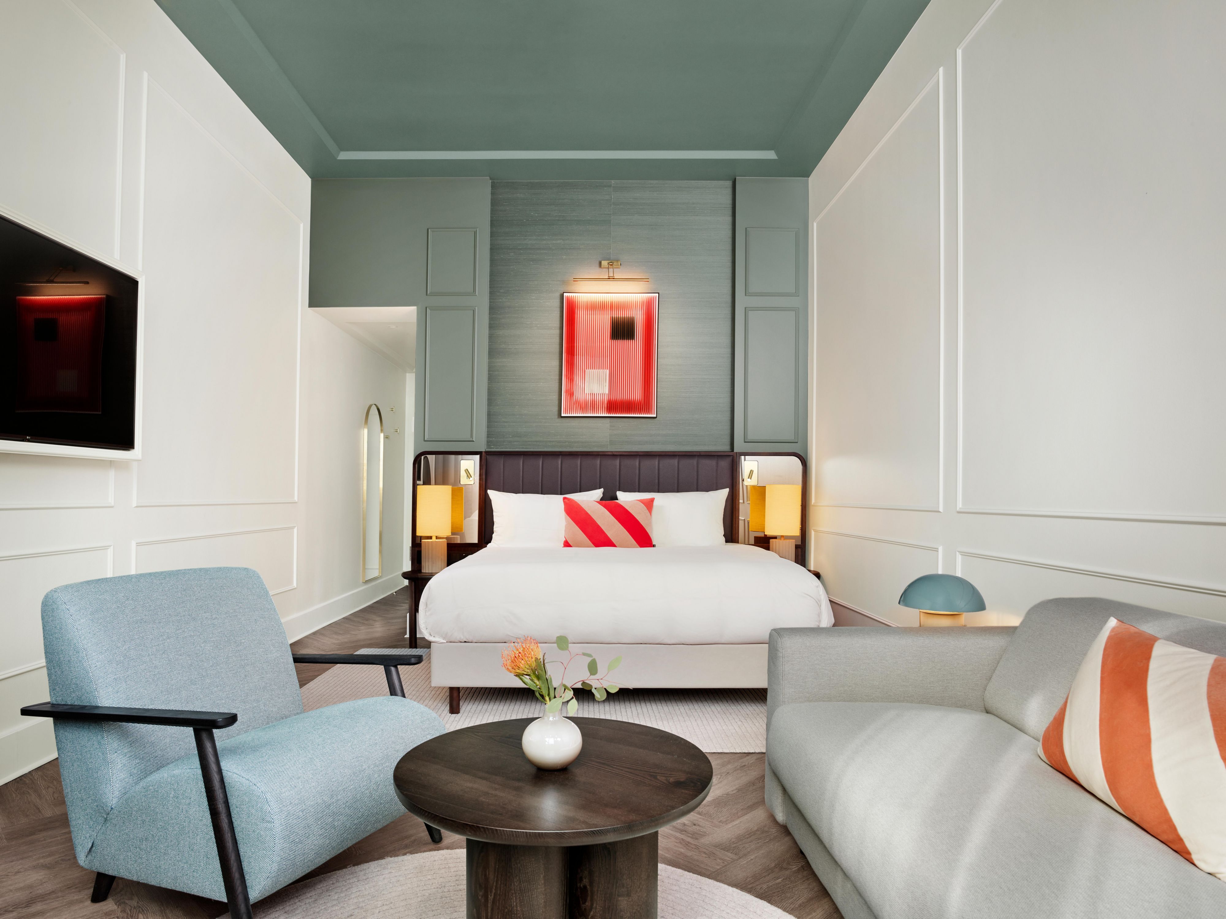 Spacious Suite at Bristol Berlin, Vignette Collection
