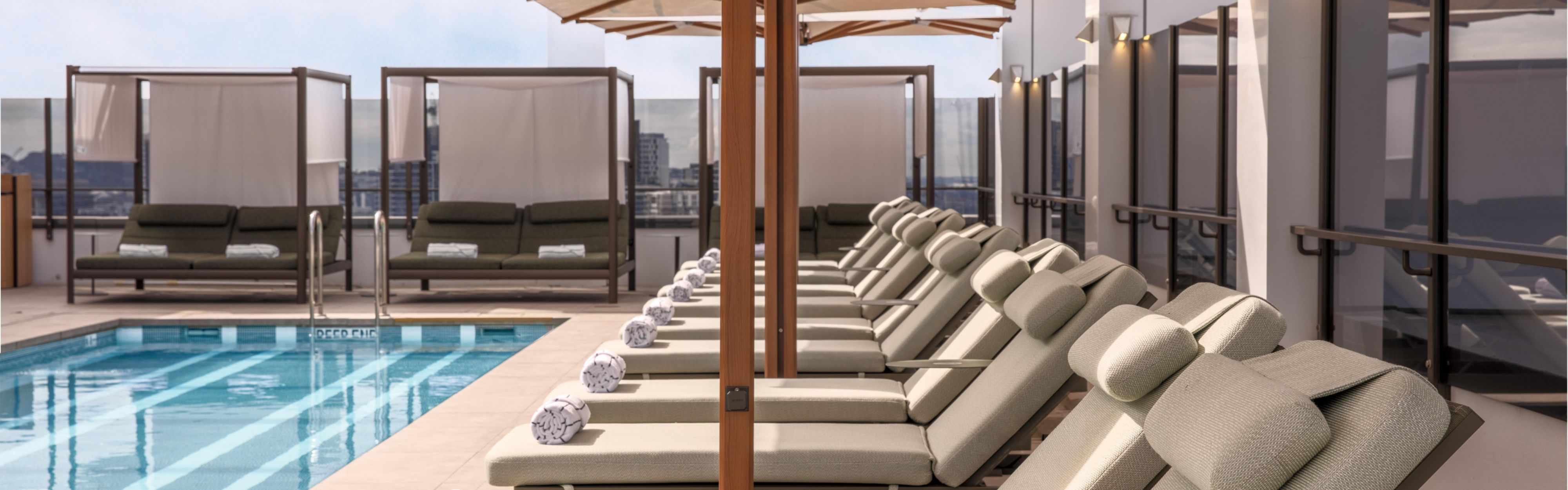 The Alva Hotel Brisbane - Rooftop with 15m Pool