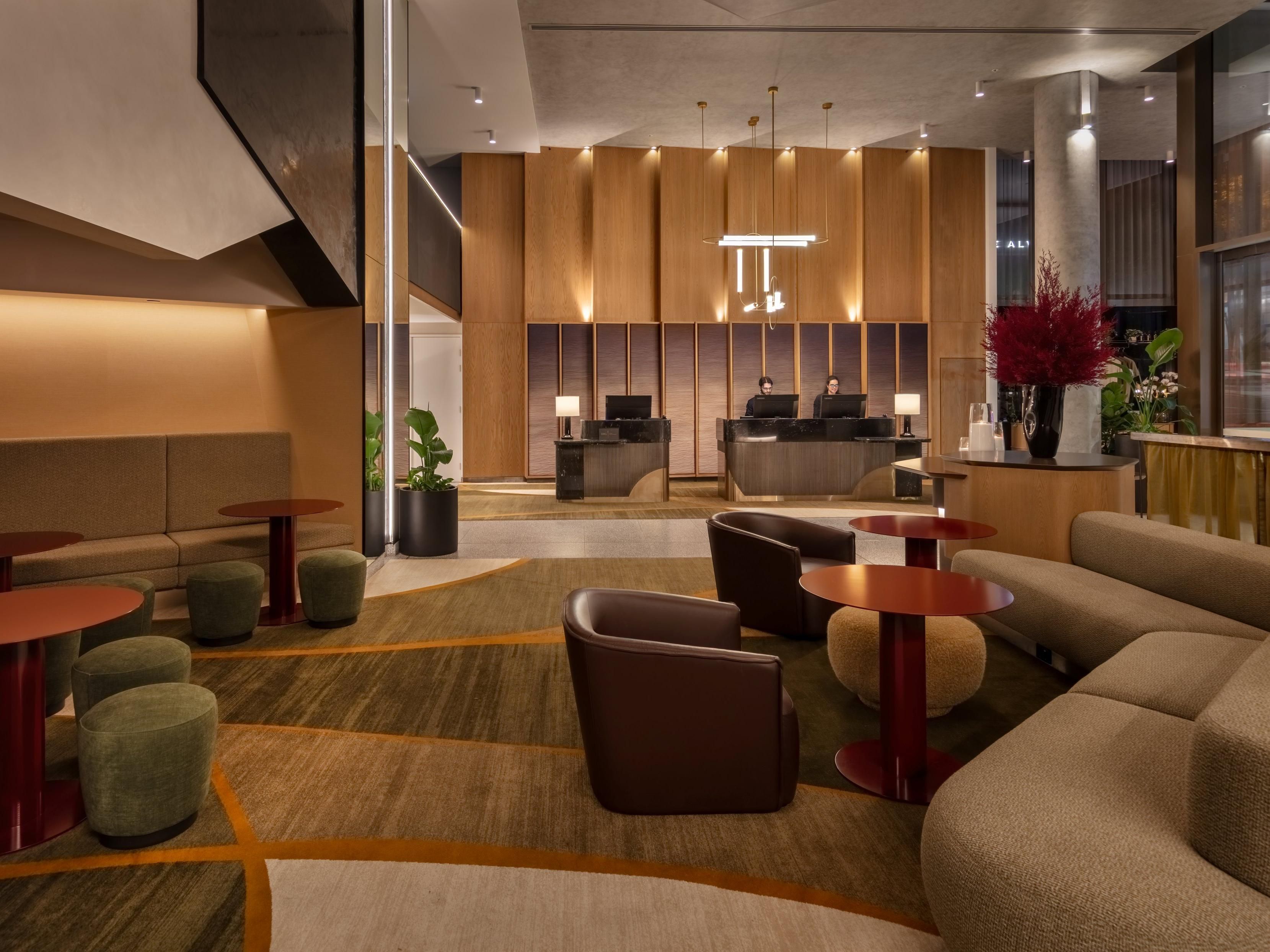 The Alva Hotel Brisbane Lobby Area