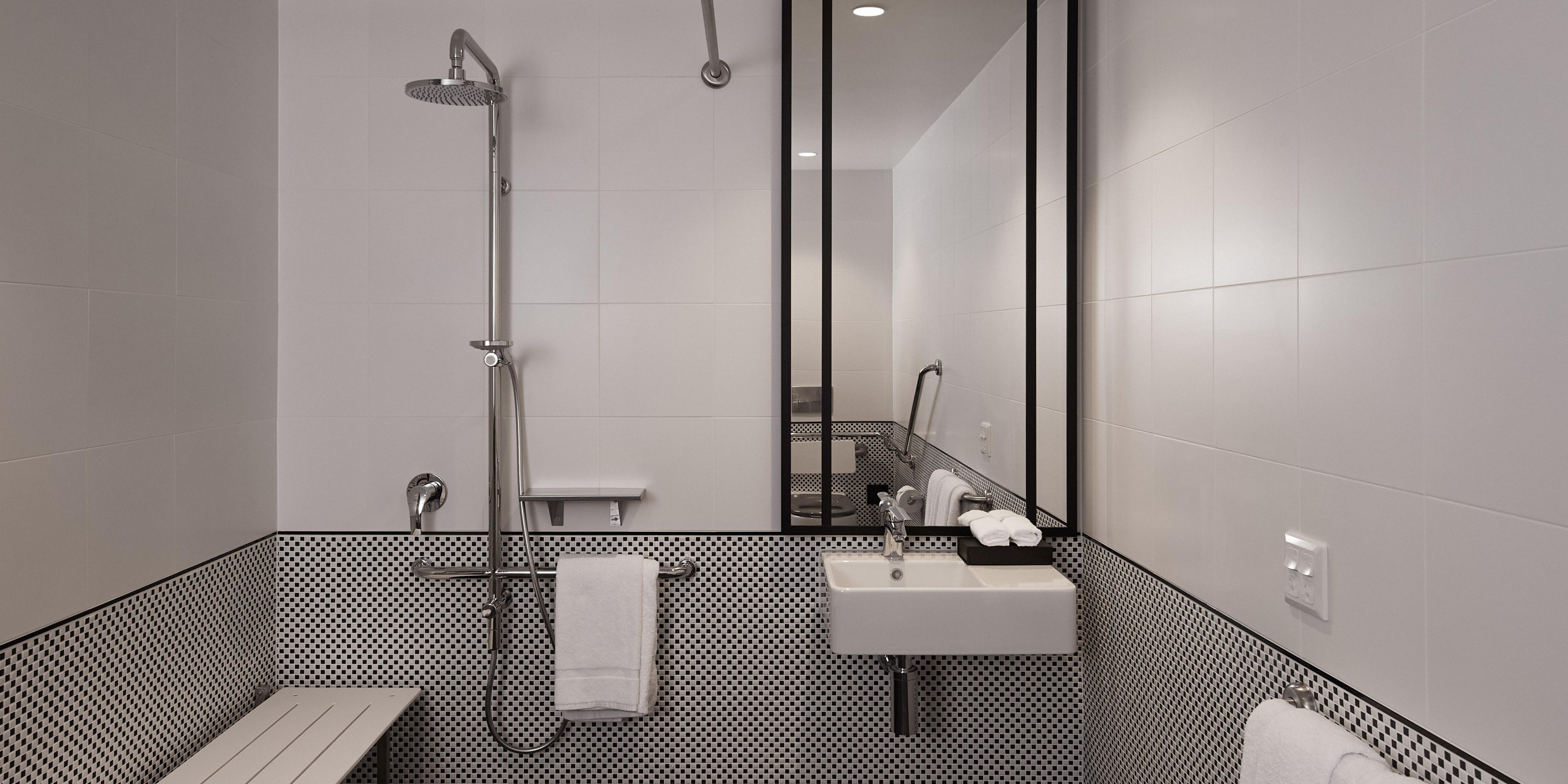 King Standard Accessible 
