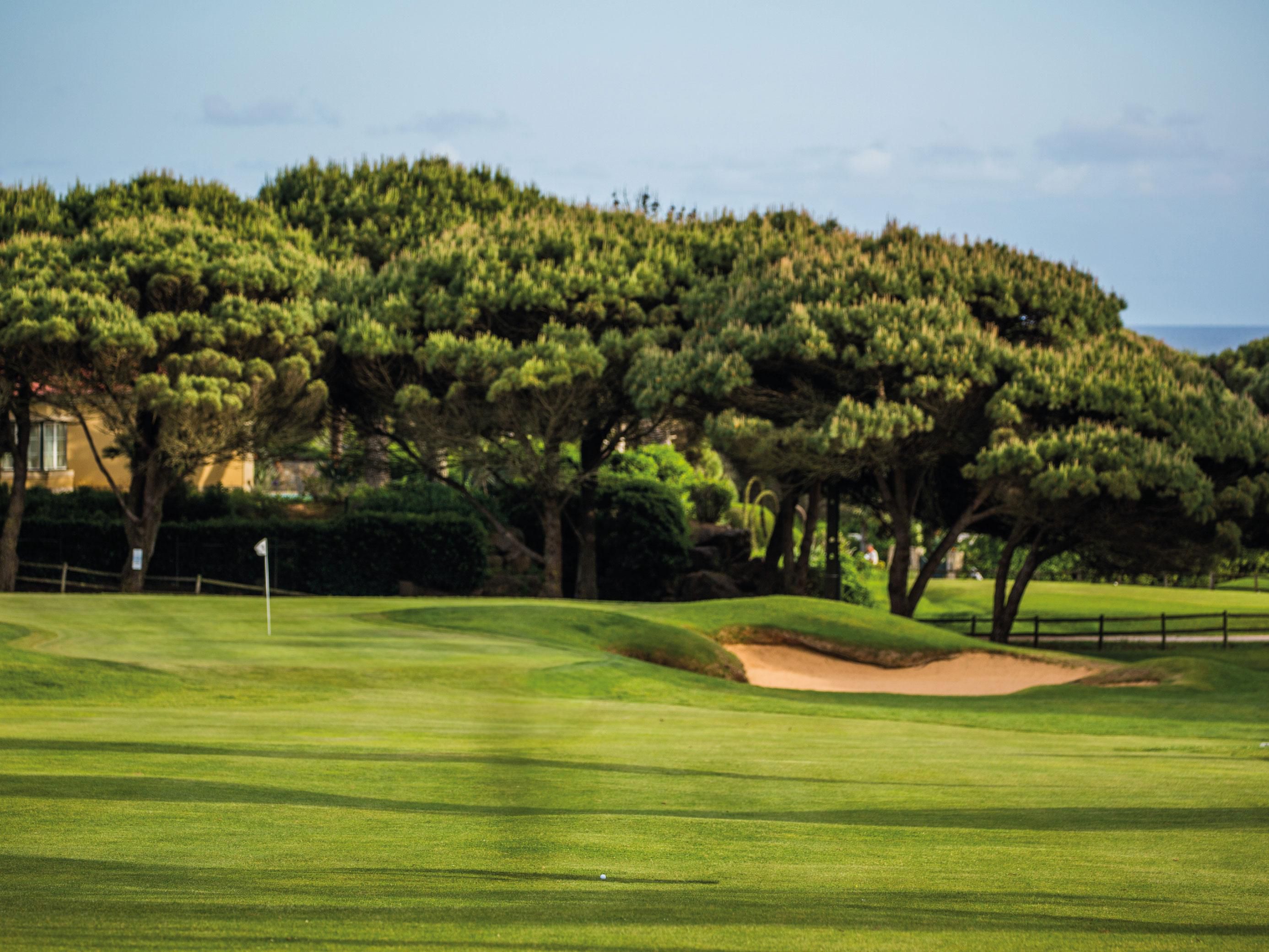 18-hole golf course at Quinta da Marinha