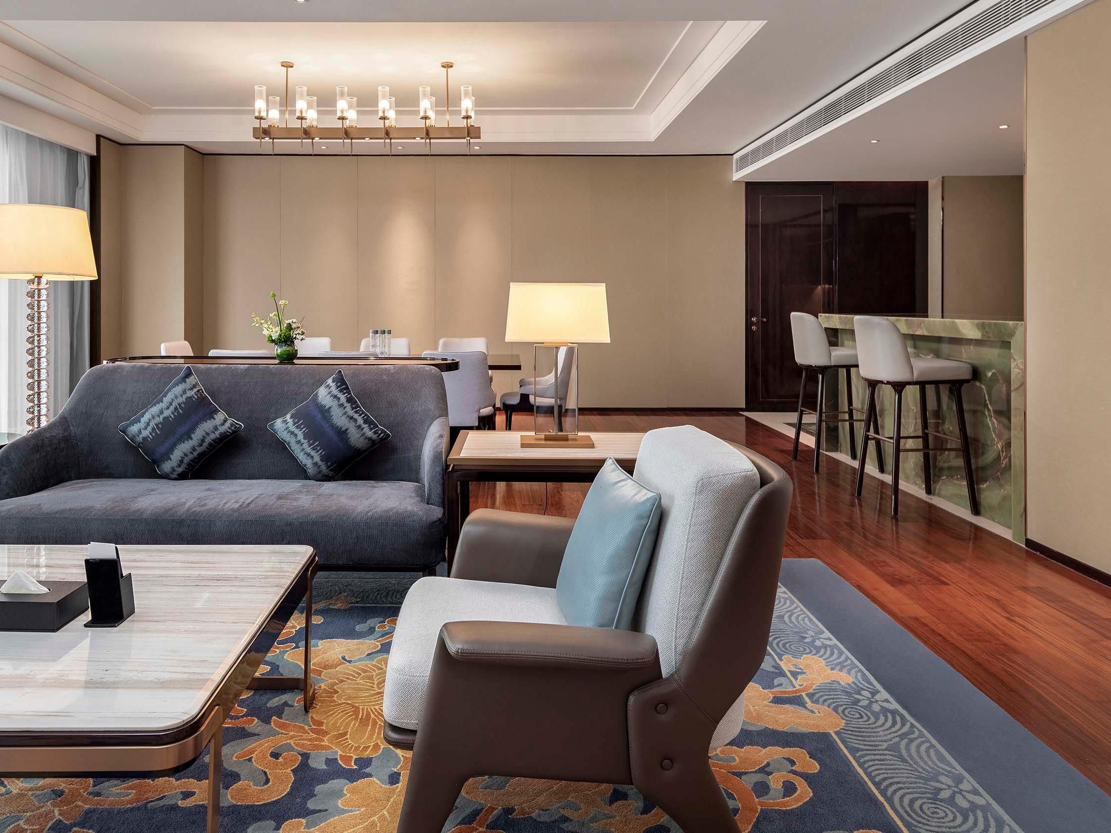 Grand Executive Suite