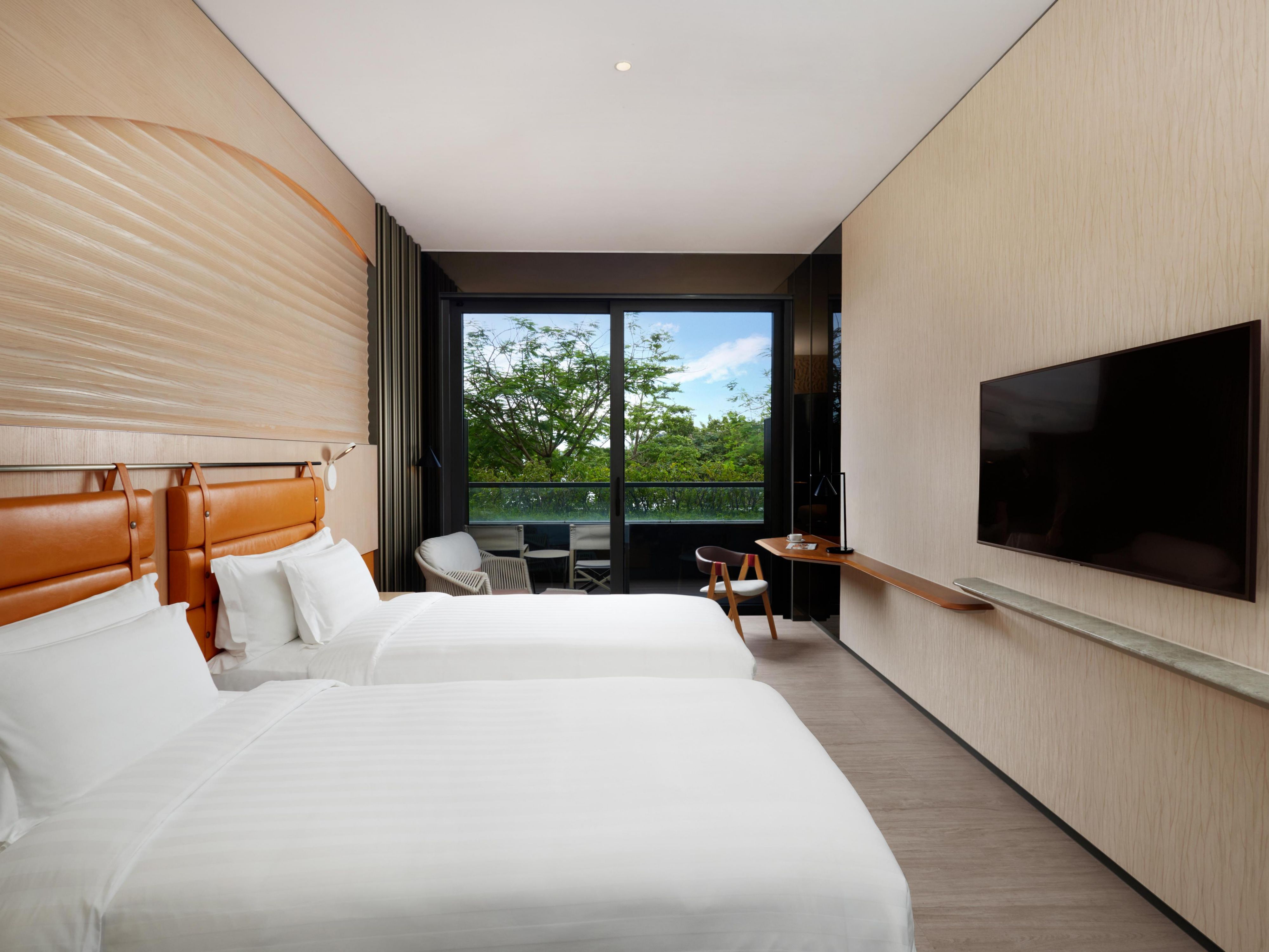 2 Twin Premium Balcony 