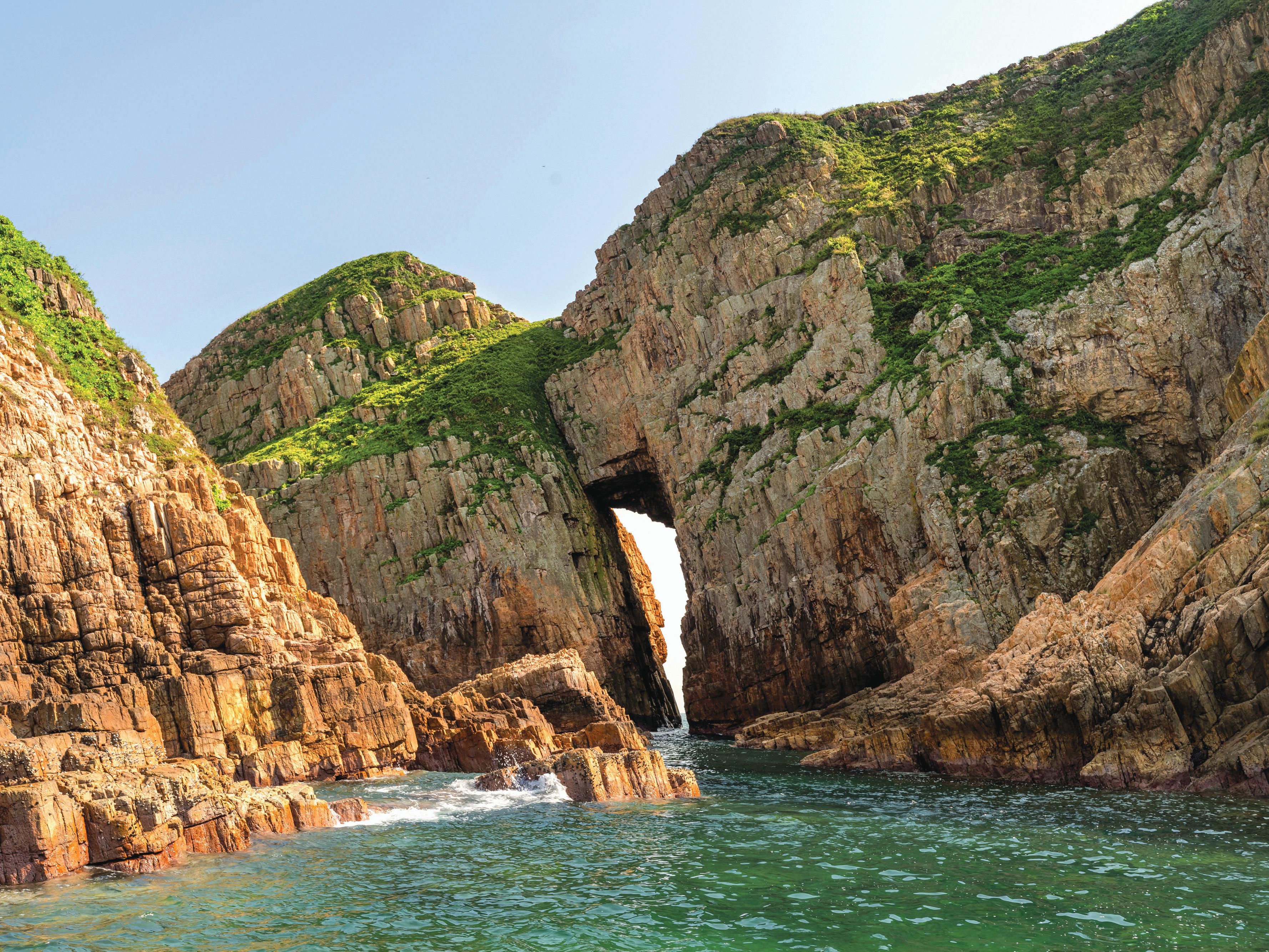 Ung Kong Group Volcanic Rock - Hong Kong UNESCO Global Geopark