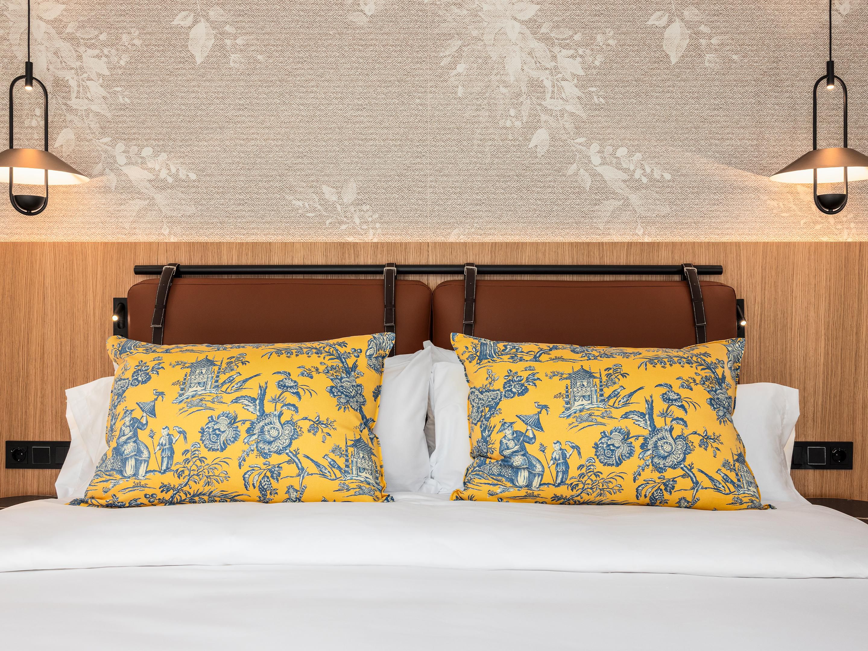 Attractive headboard design