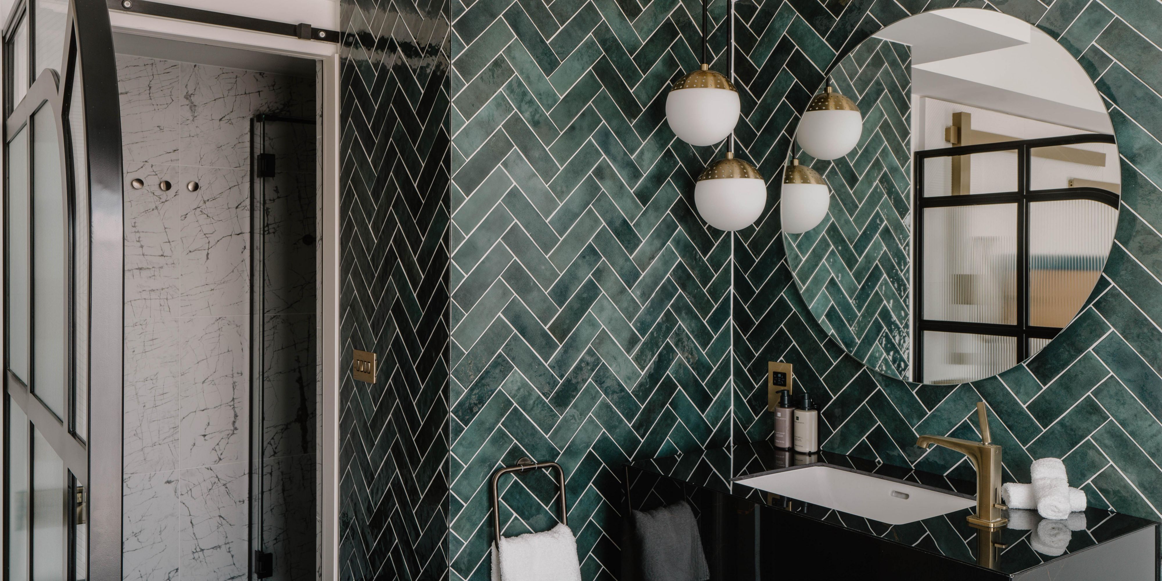 Suite Guest Bathroom