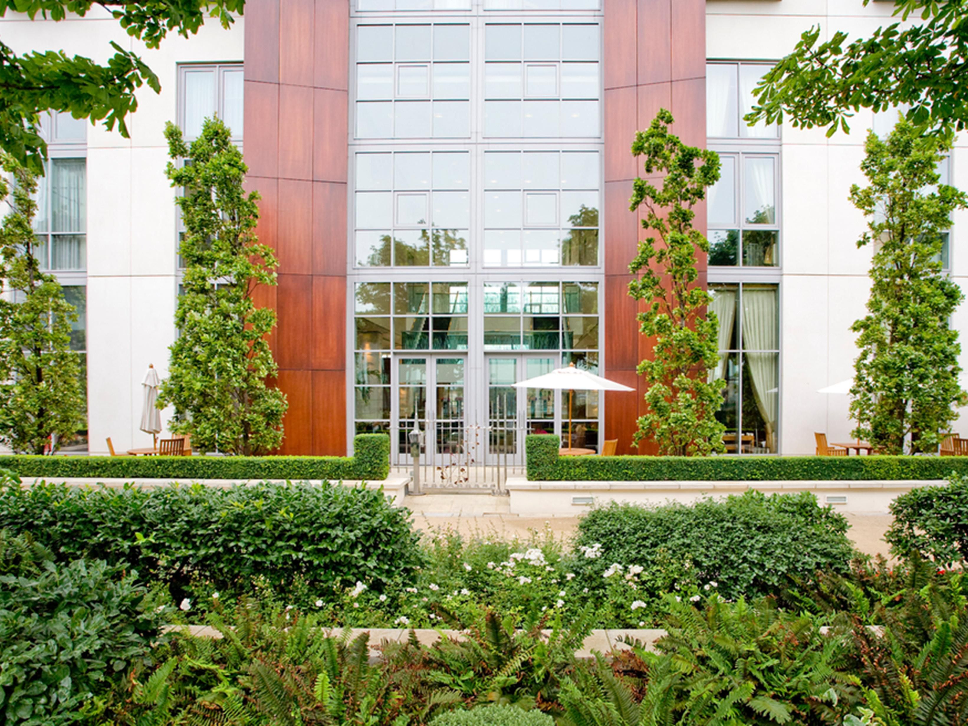 Exterior Feature