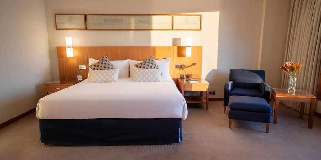 Wake up in the Presidential Suite at Canary Riverside Plaza