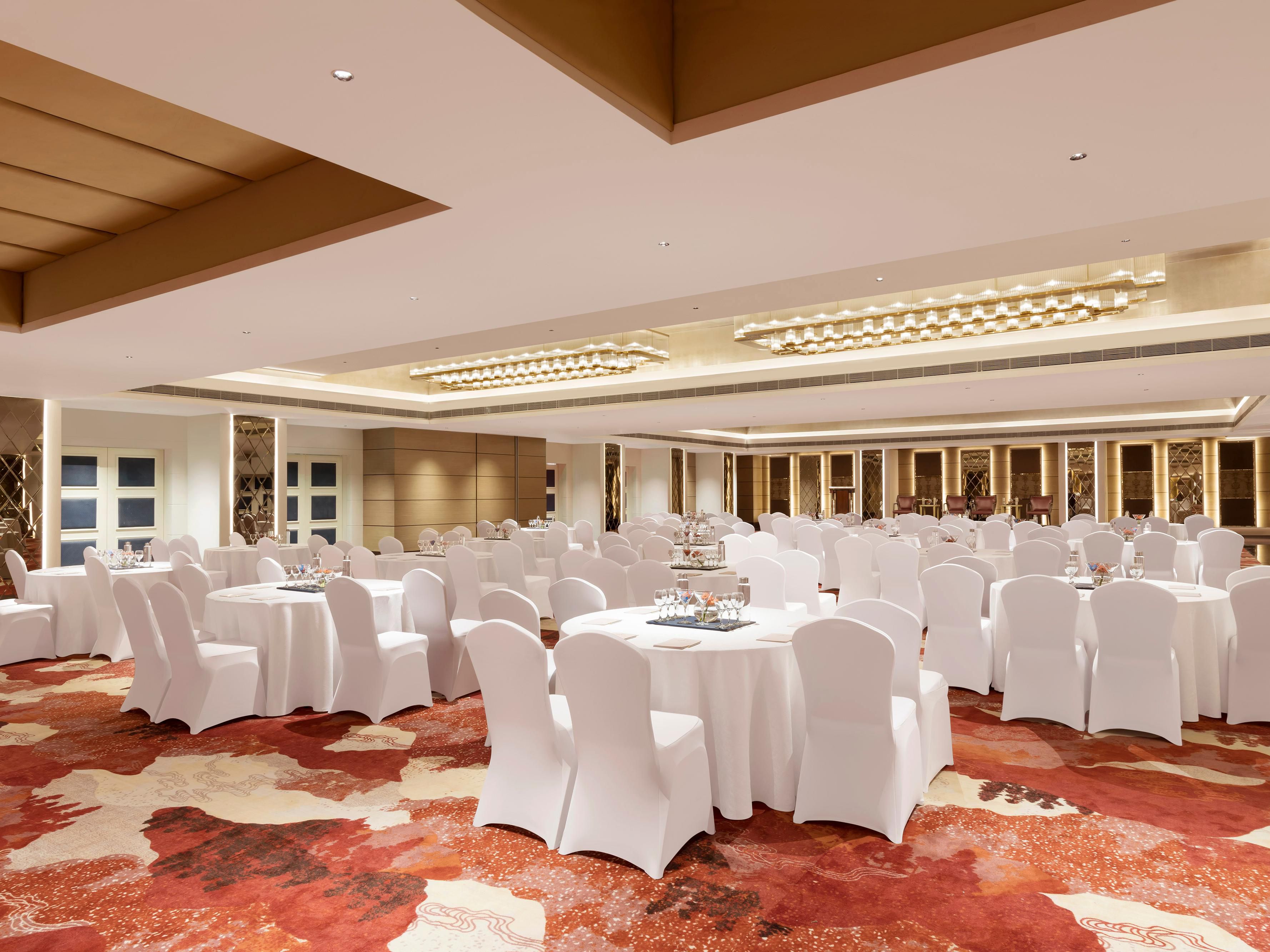 Craft unforgettable events inside Aura Ballroom’s cluster setup