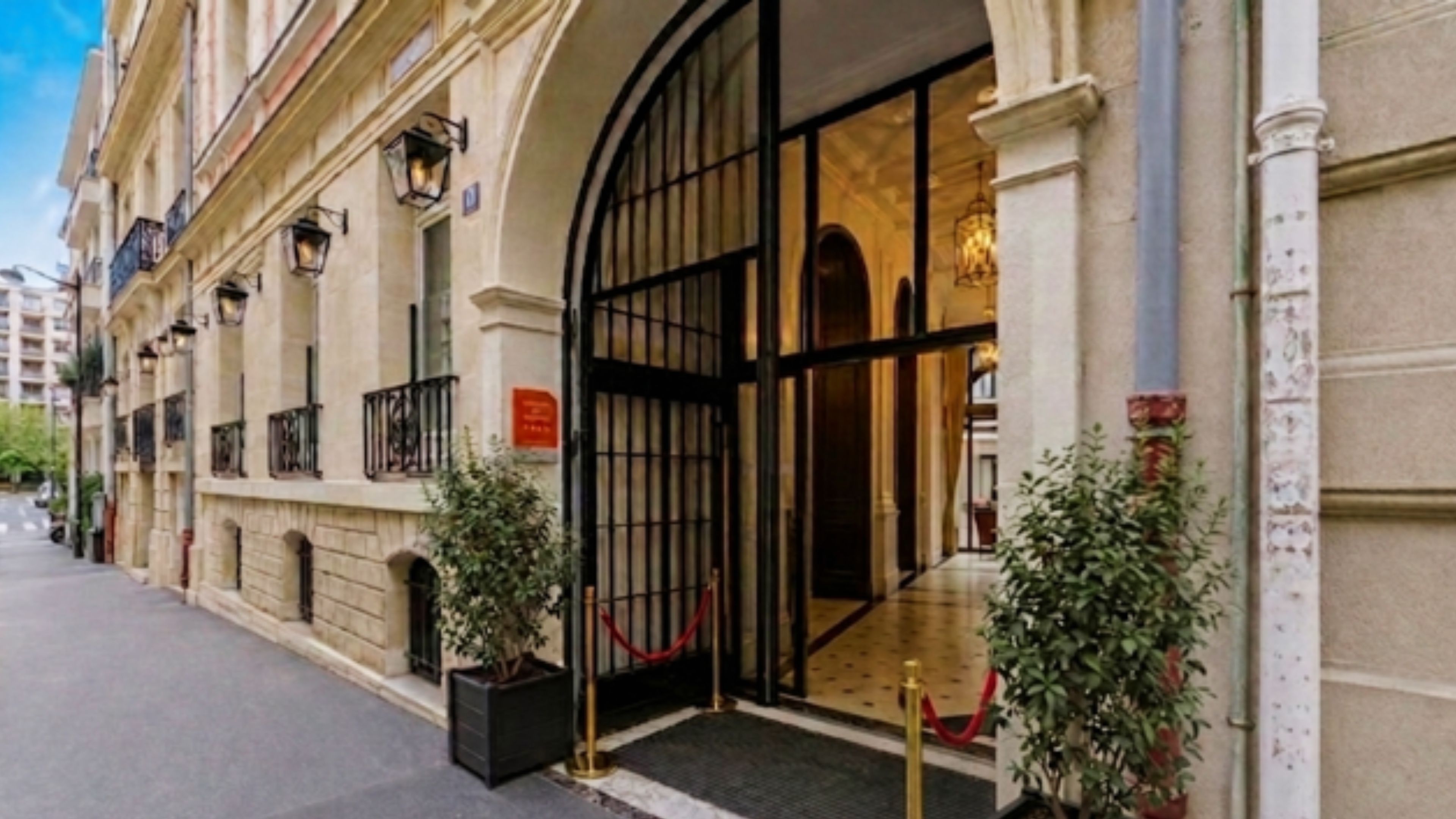 Hotel Paris Triomphe