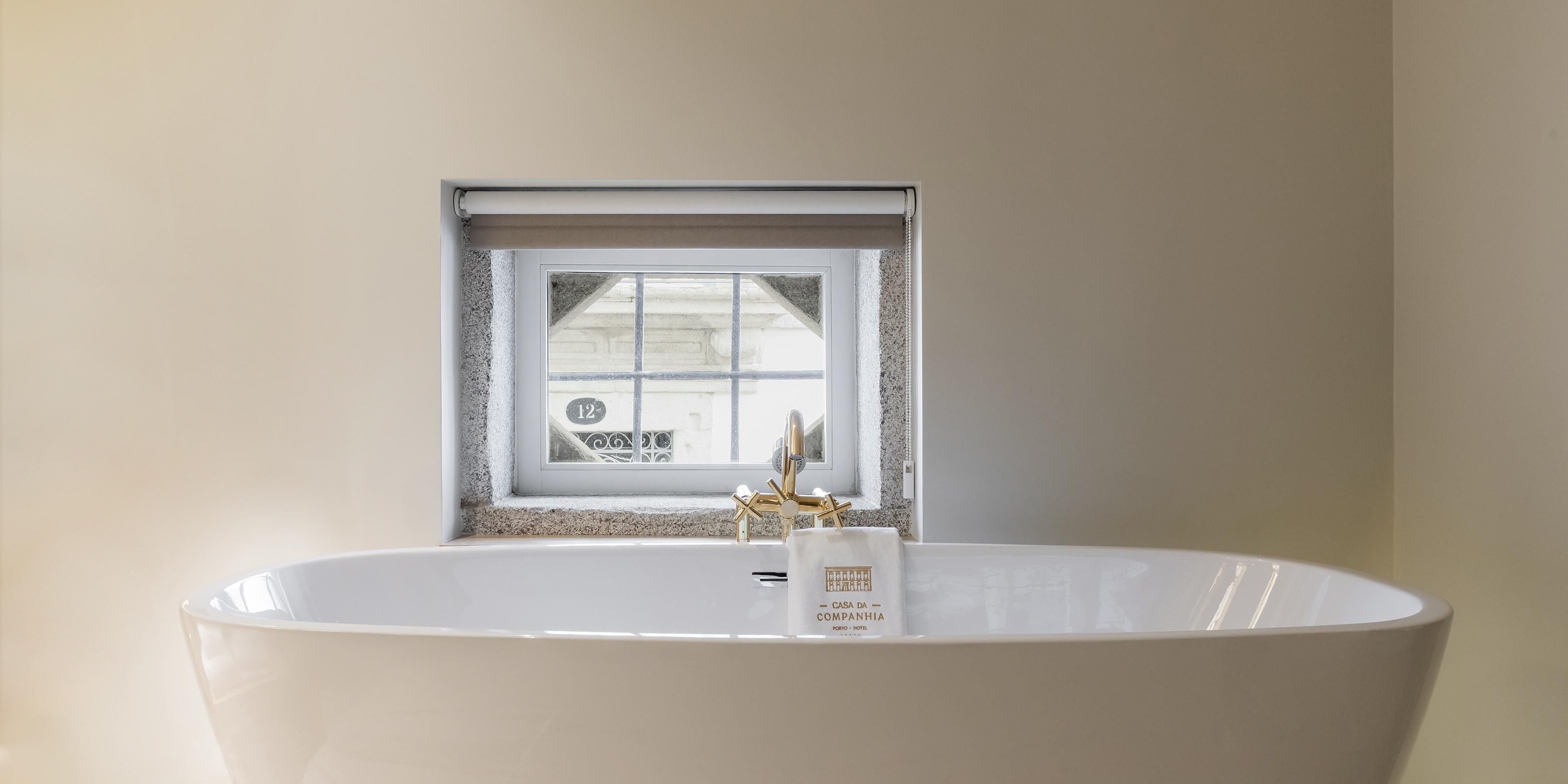 Wash away the day in the freestand bathtub 