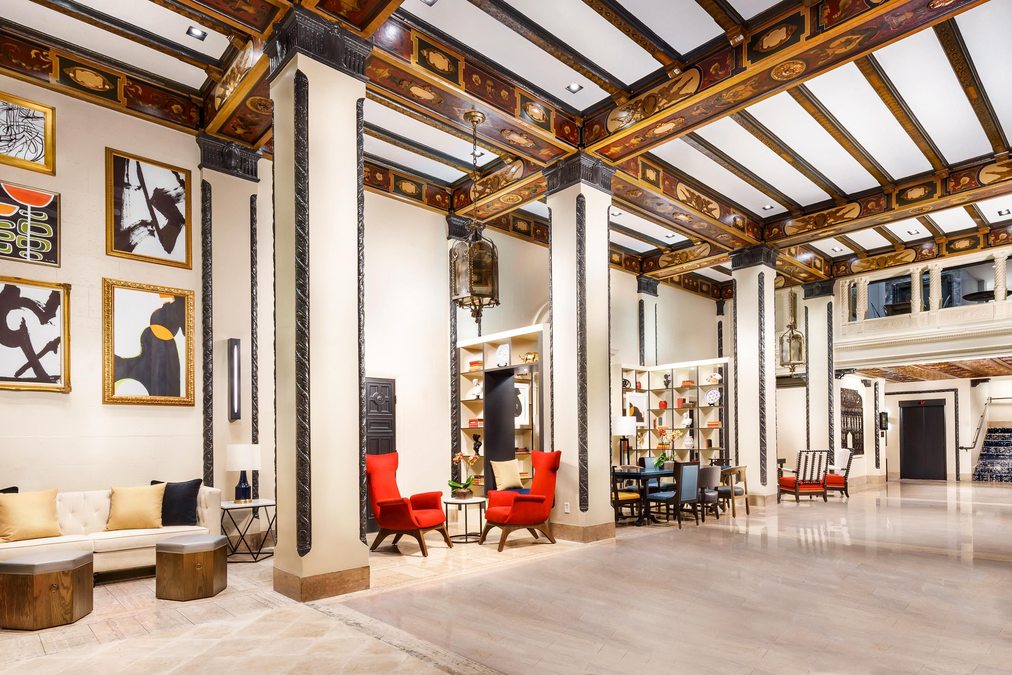 Vignette Hotel Spero lobby