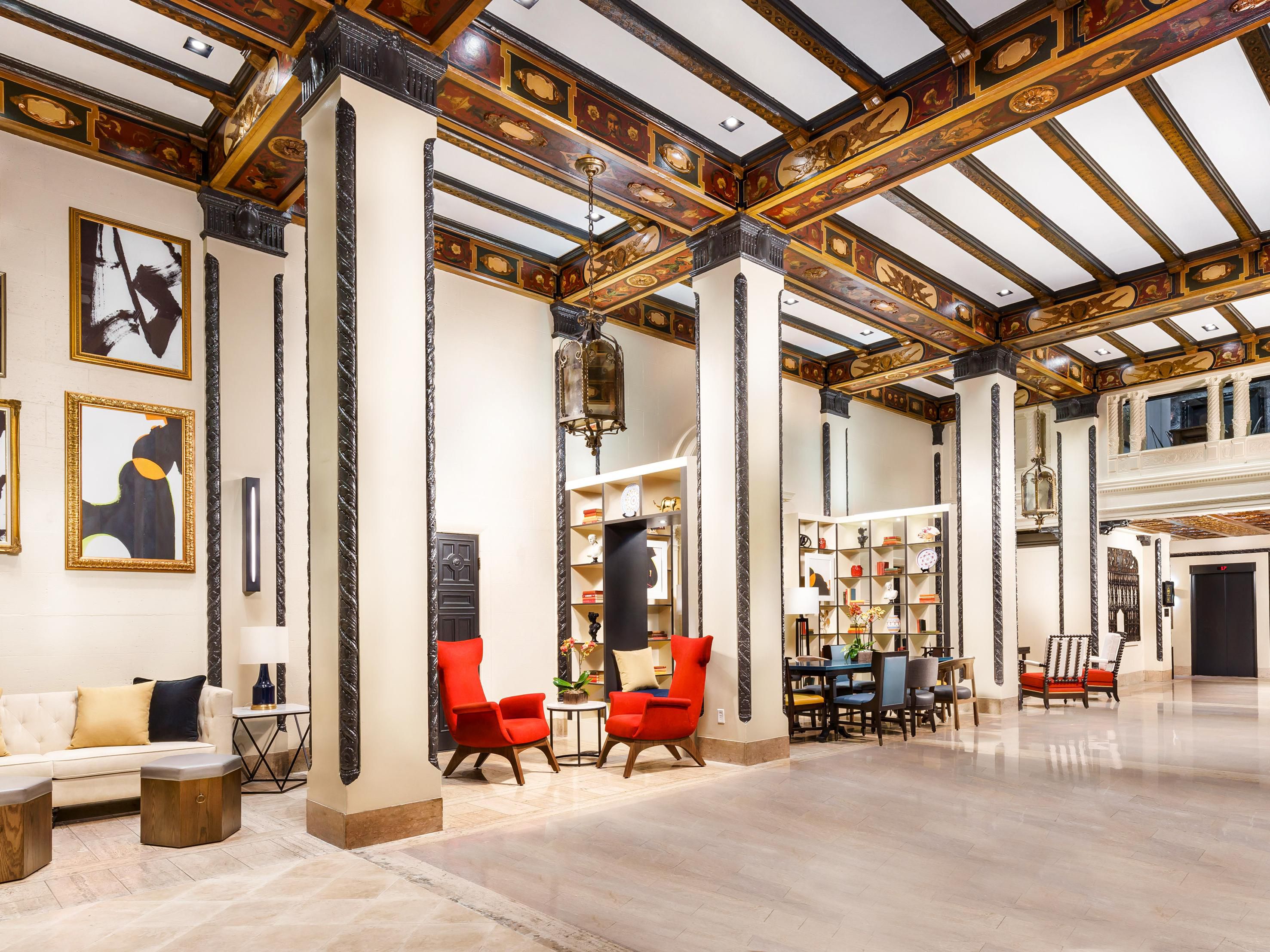 Vignette Hotel Spero lobby