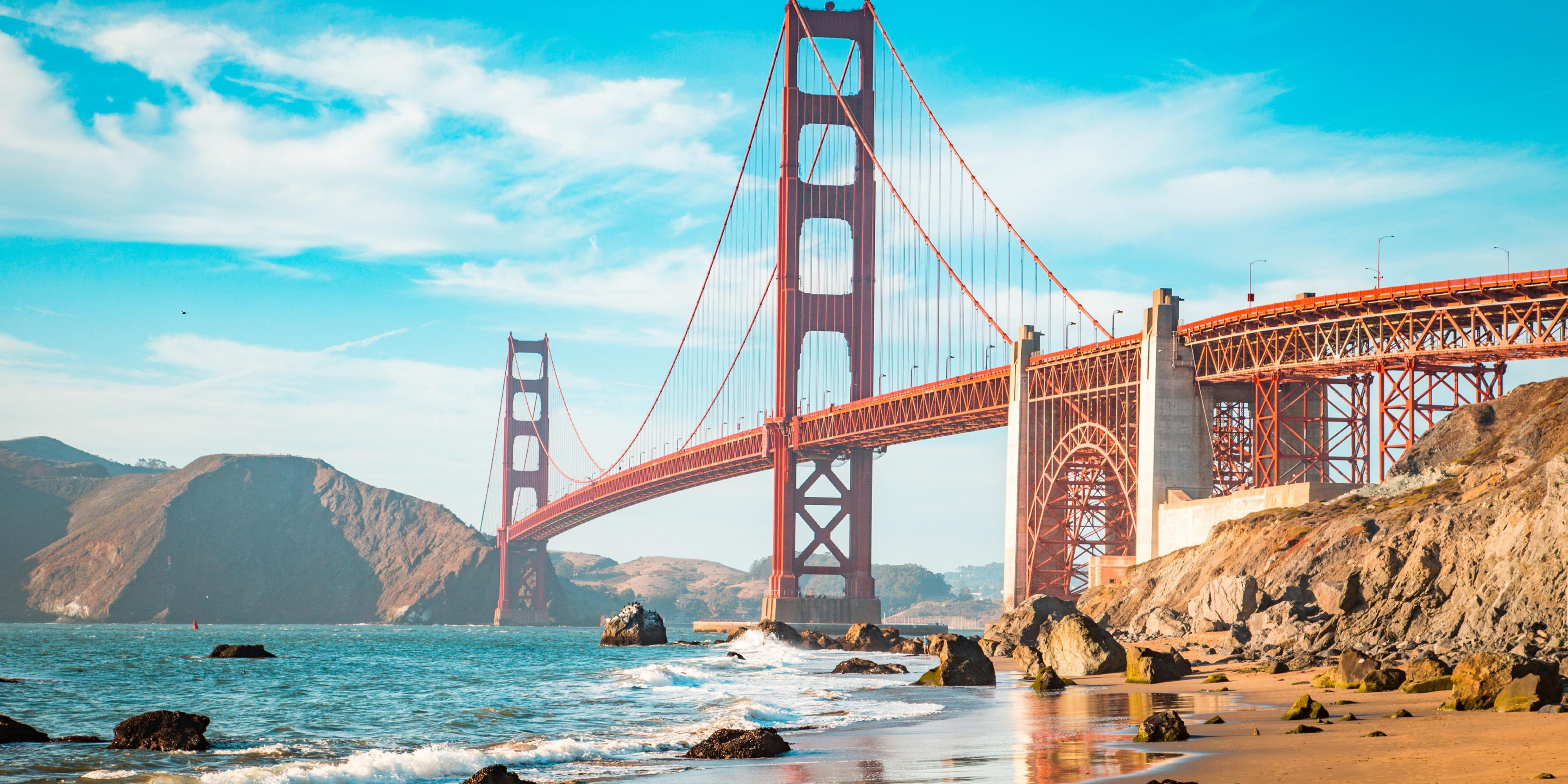 Experience San Francisco through curated itineraries that seamlessly blend iconic attractions, colorful neighborhoods, and exclusive local discoveries.