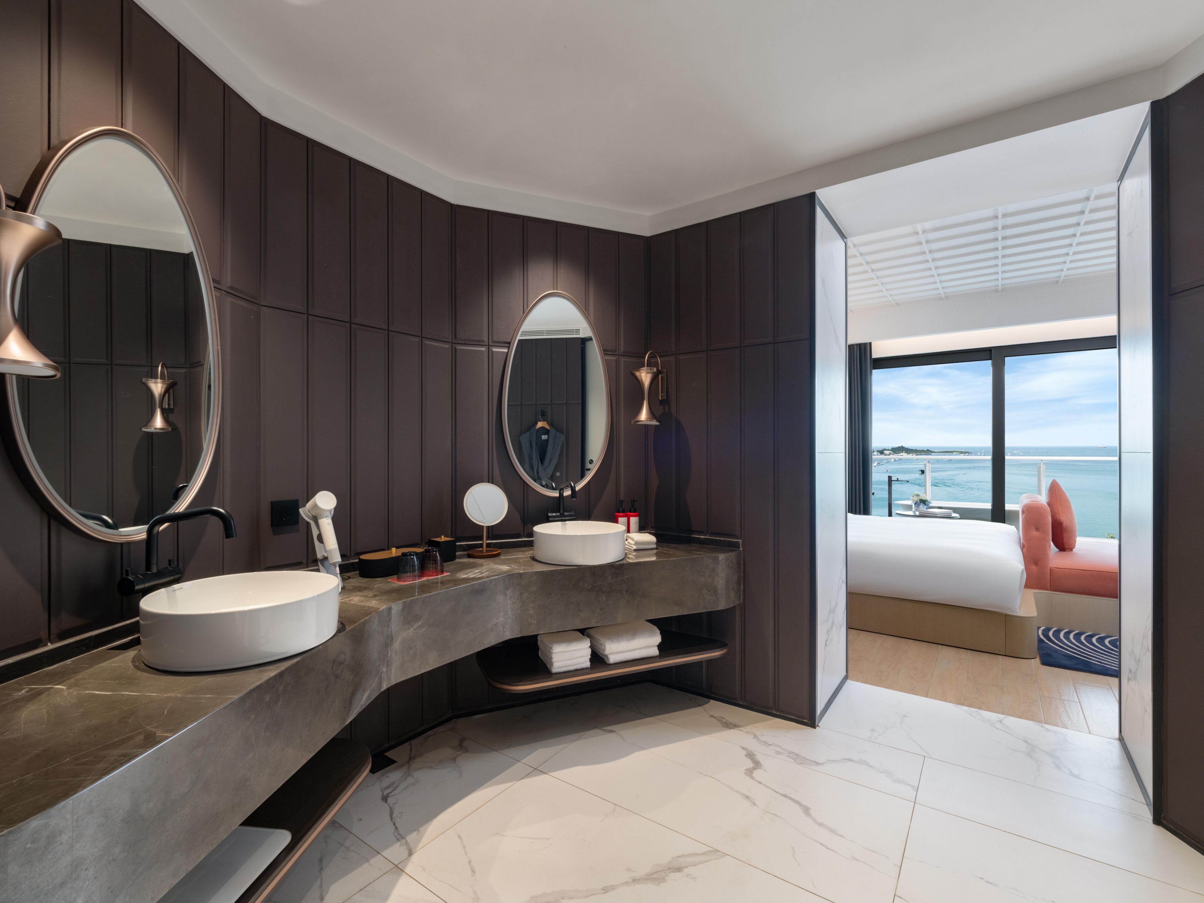 1 King Standard Oceanfront