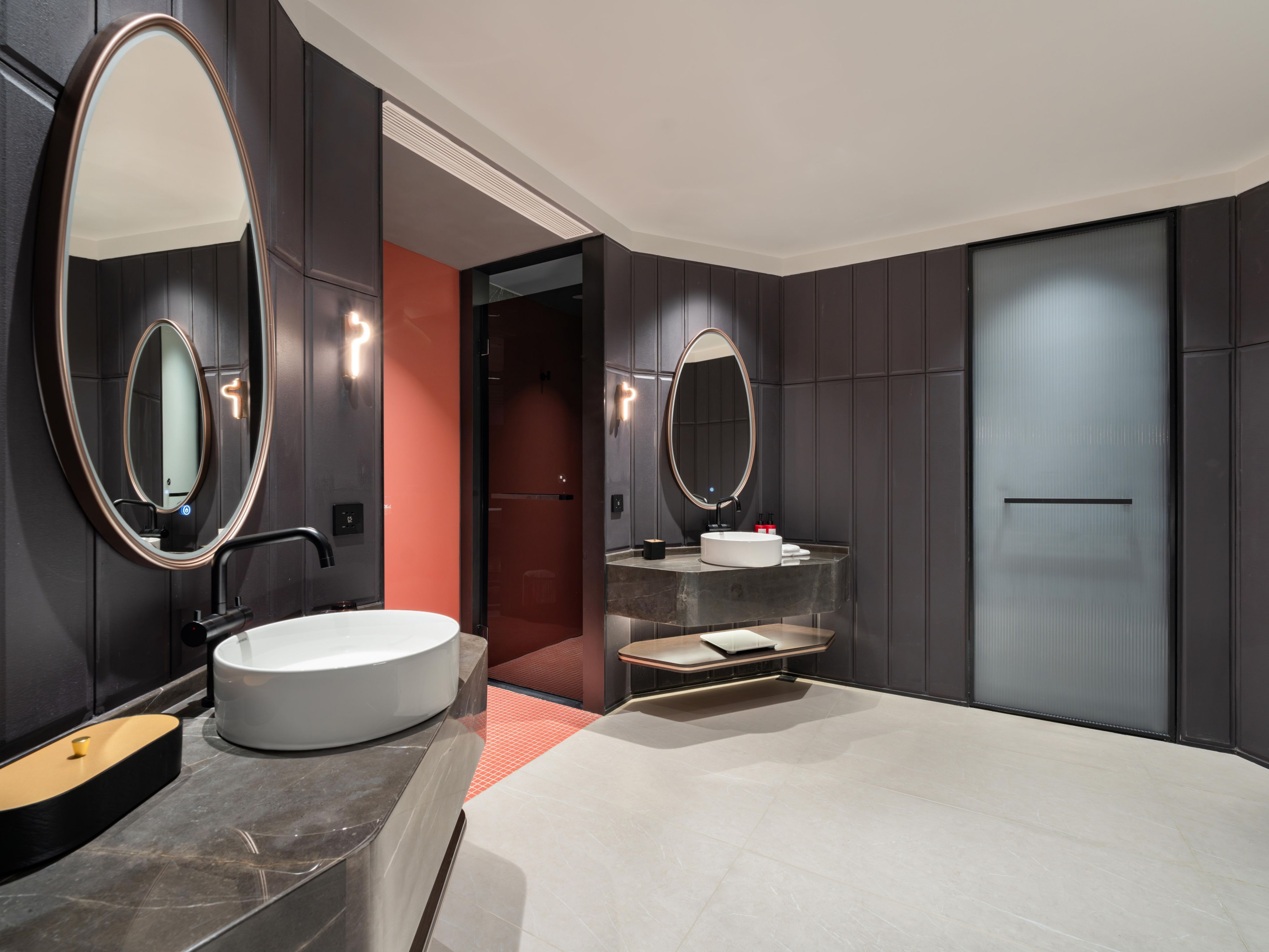 1 King Suite Oceanfront