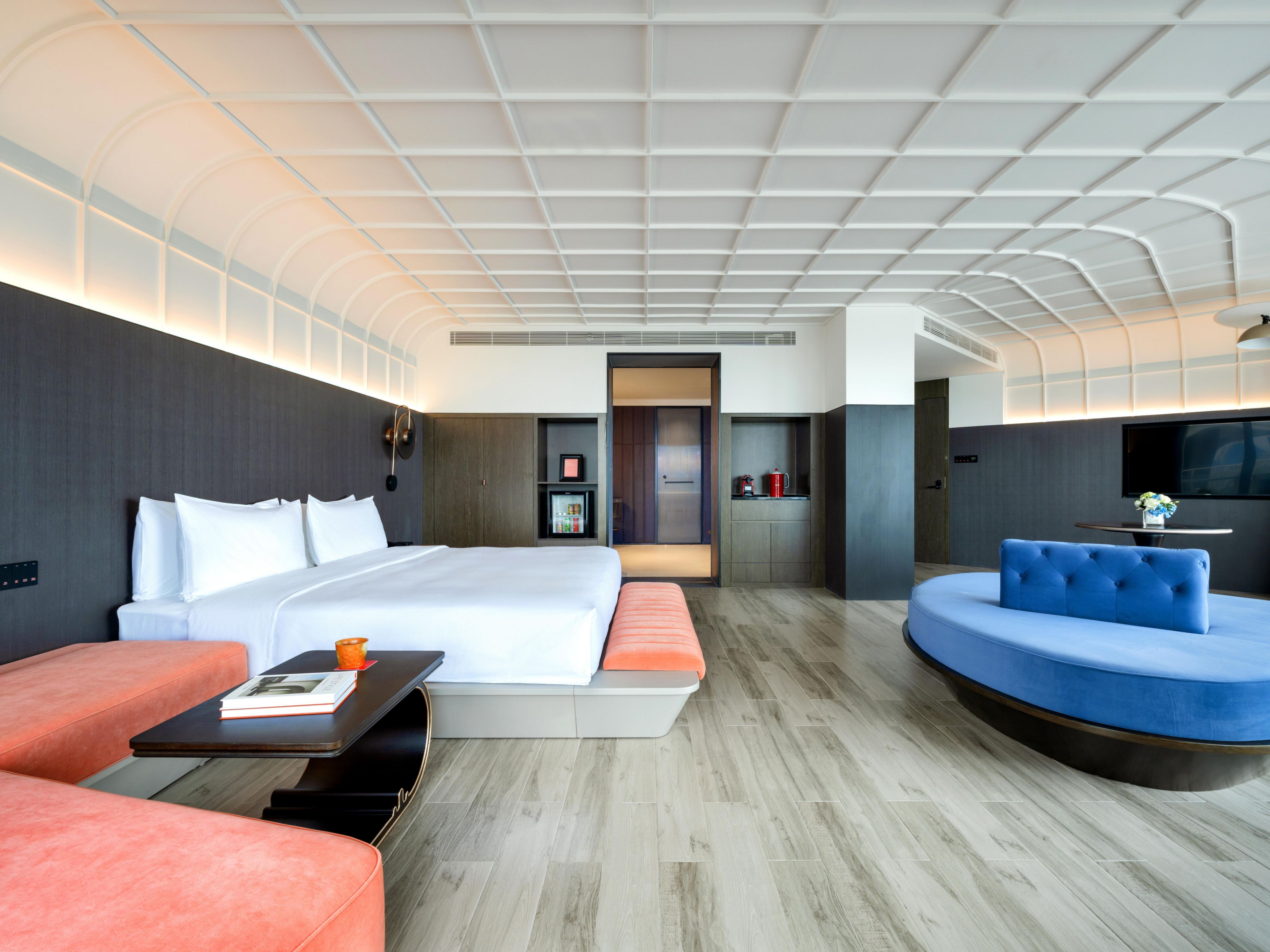 1 King Suite Oceanfront