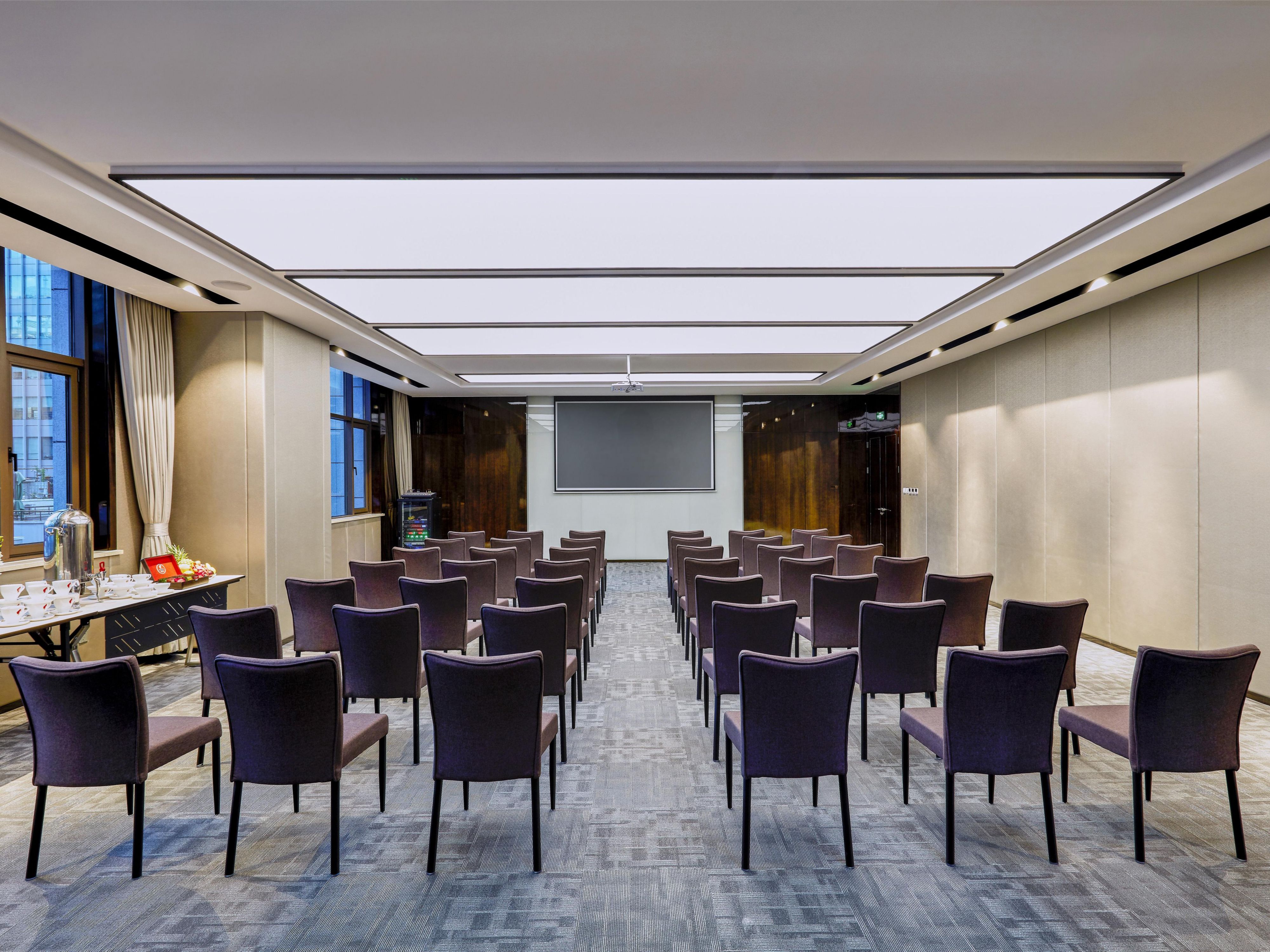 THE ONE Meeting Room