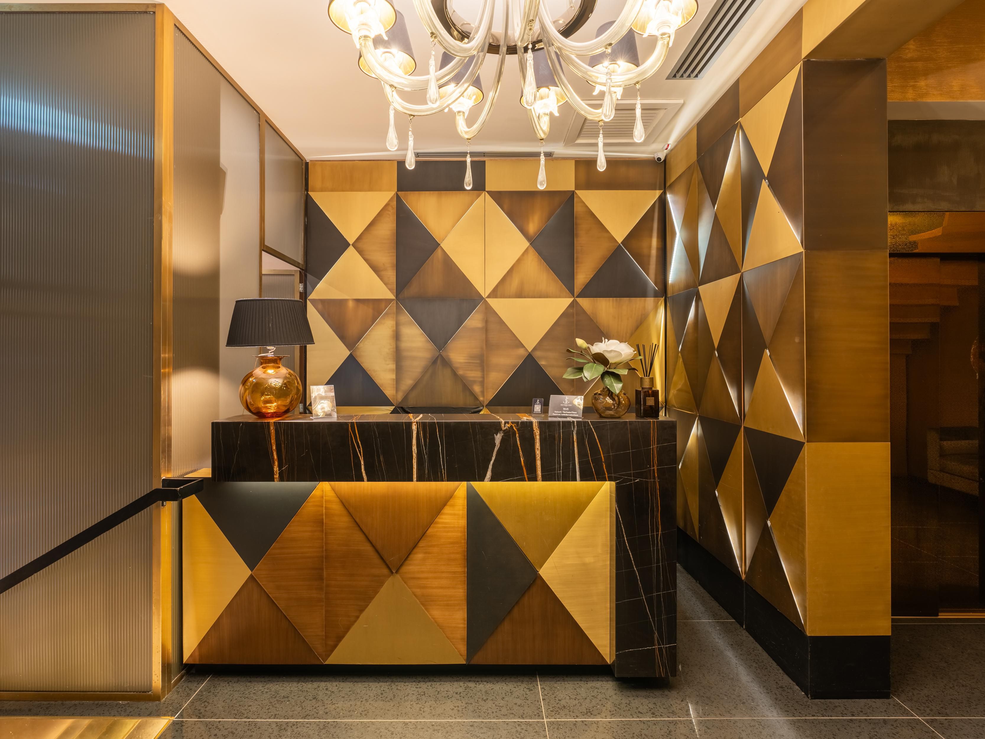 Modern hotel front desk for a smooth guest welcome