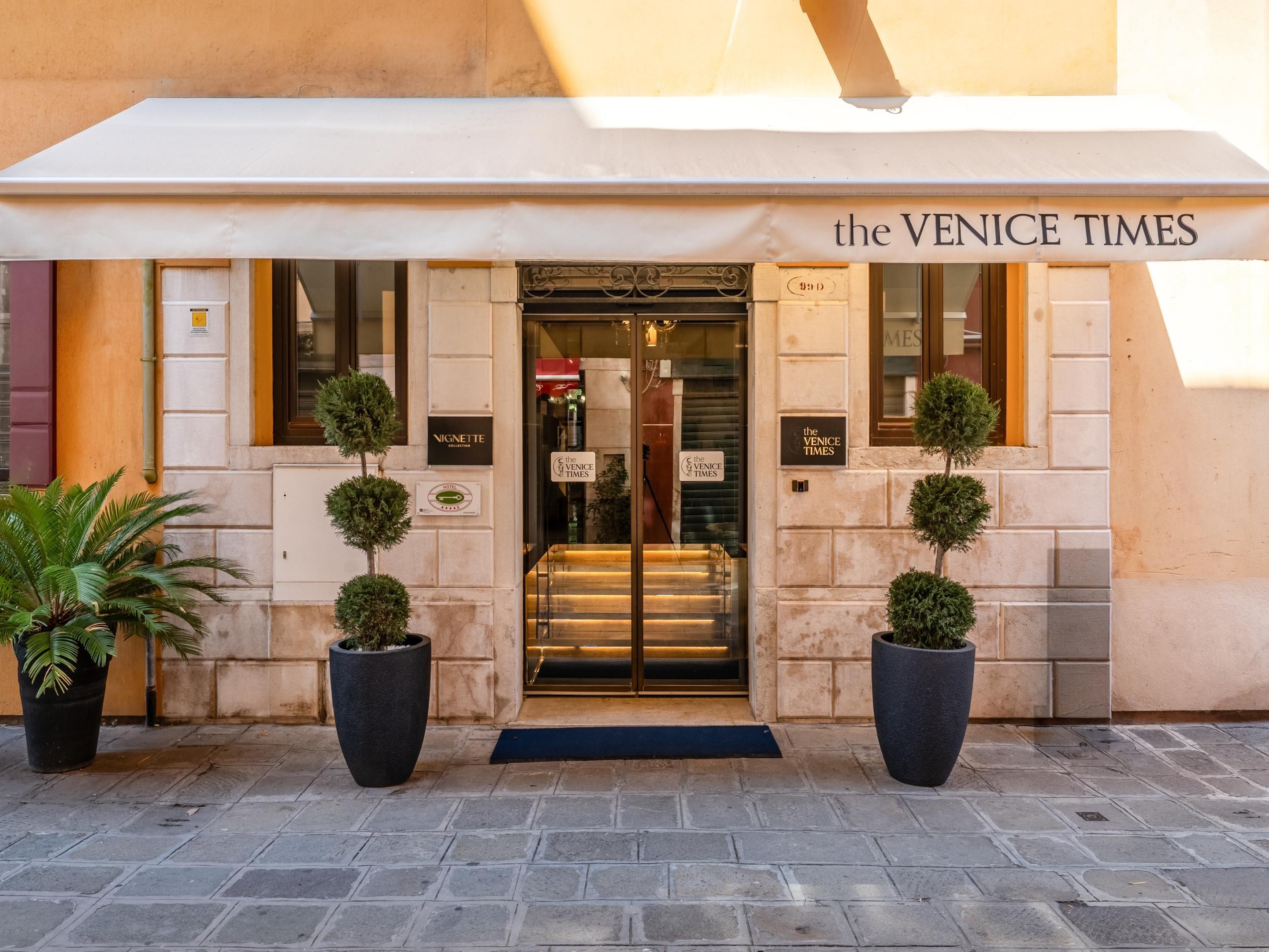 Hotel Exterior - Entrance The Venice Times Hotel