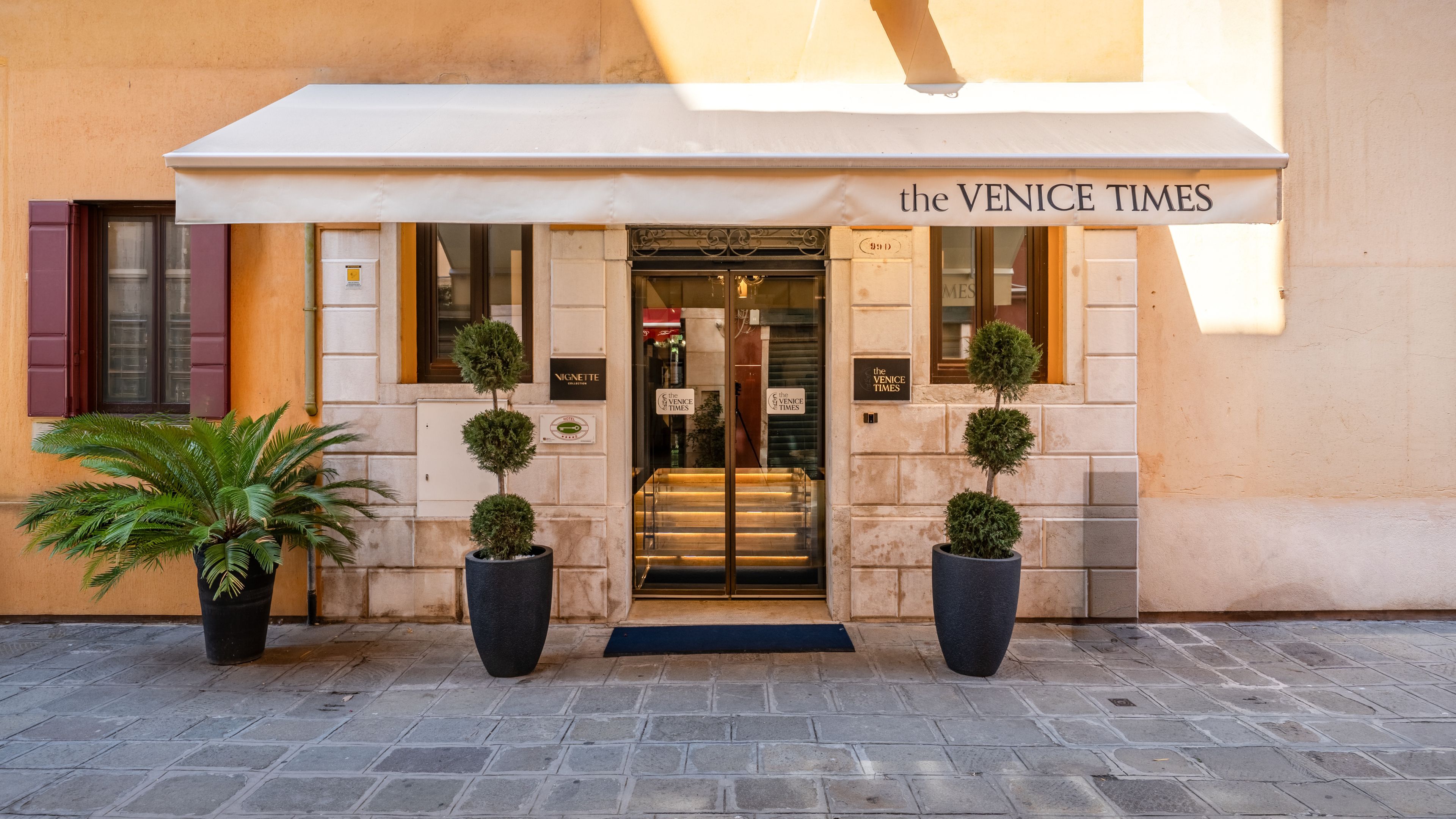 The Venice Times Hotel
