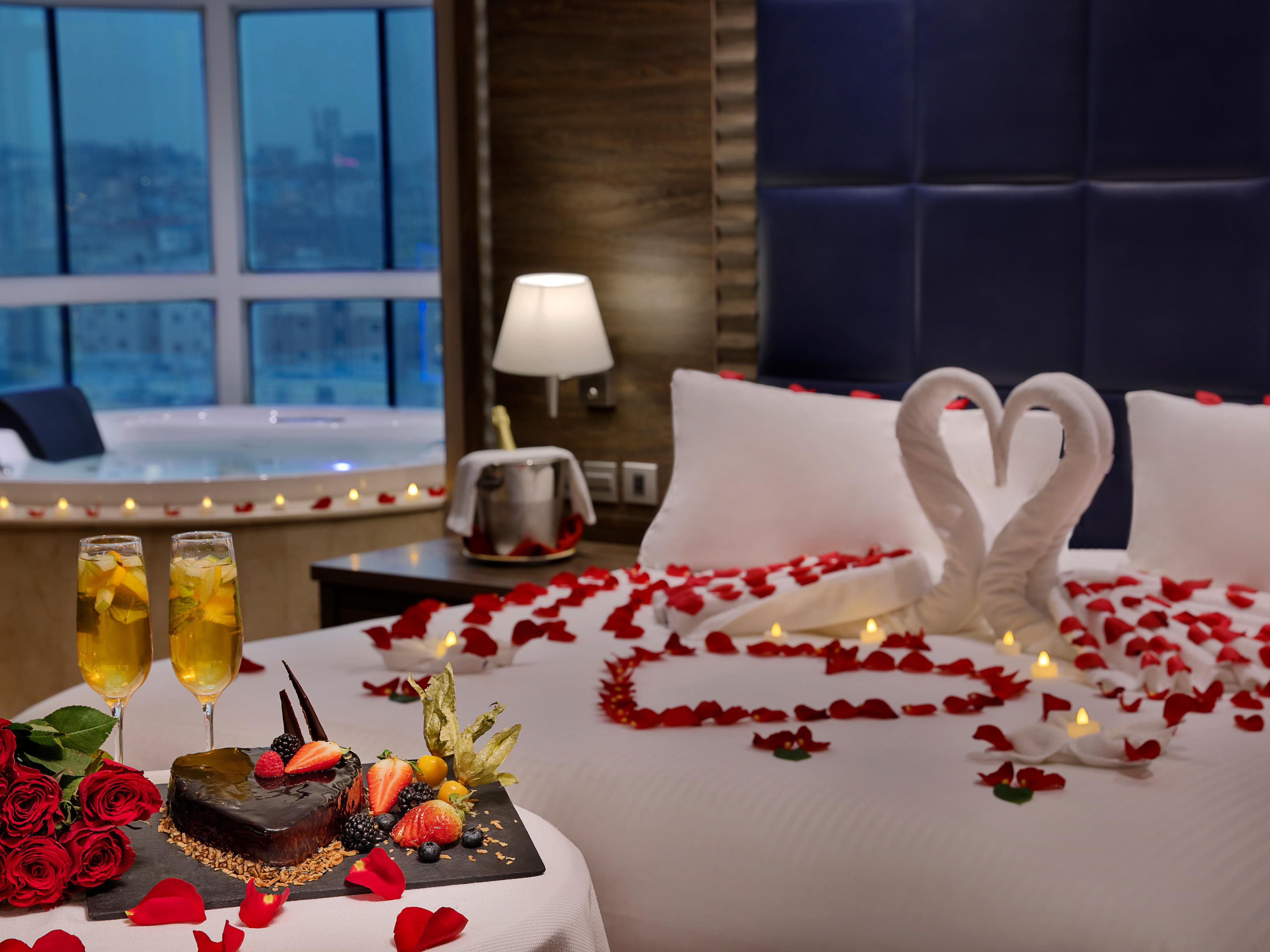 Honeymoon Suite and Romantic extras