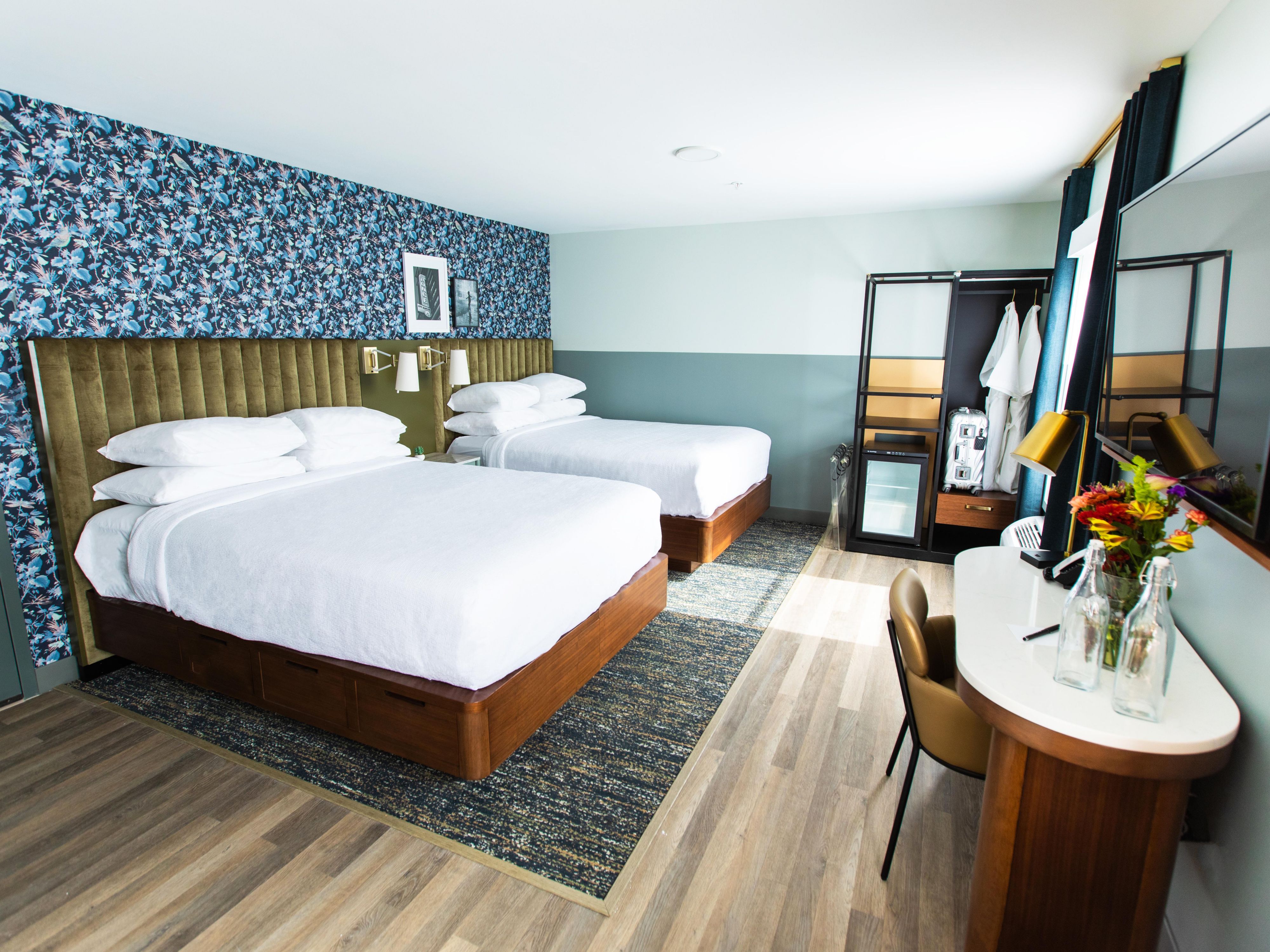 Standard 2 queen bed room