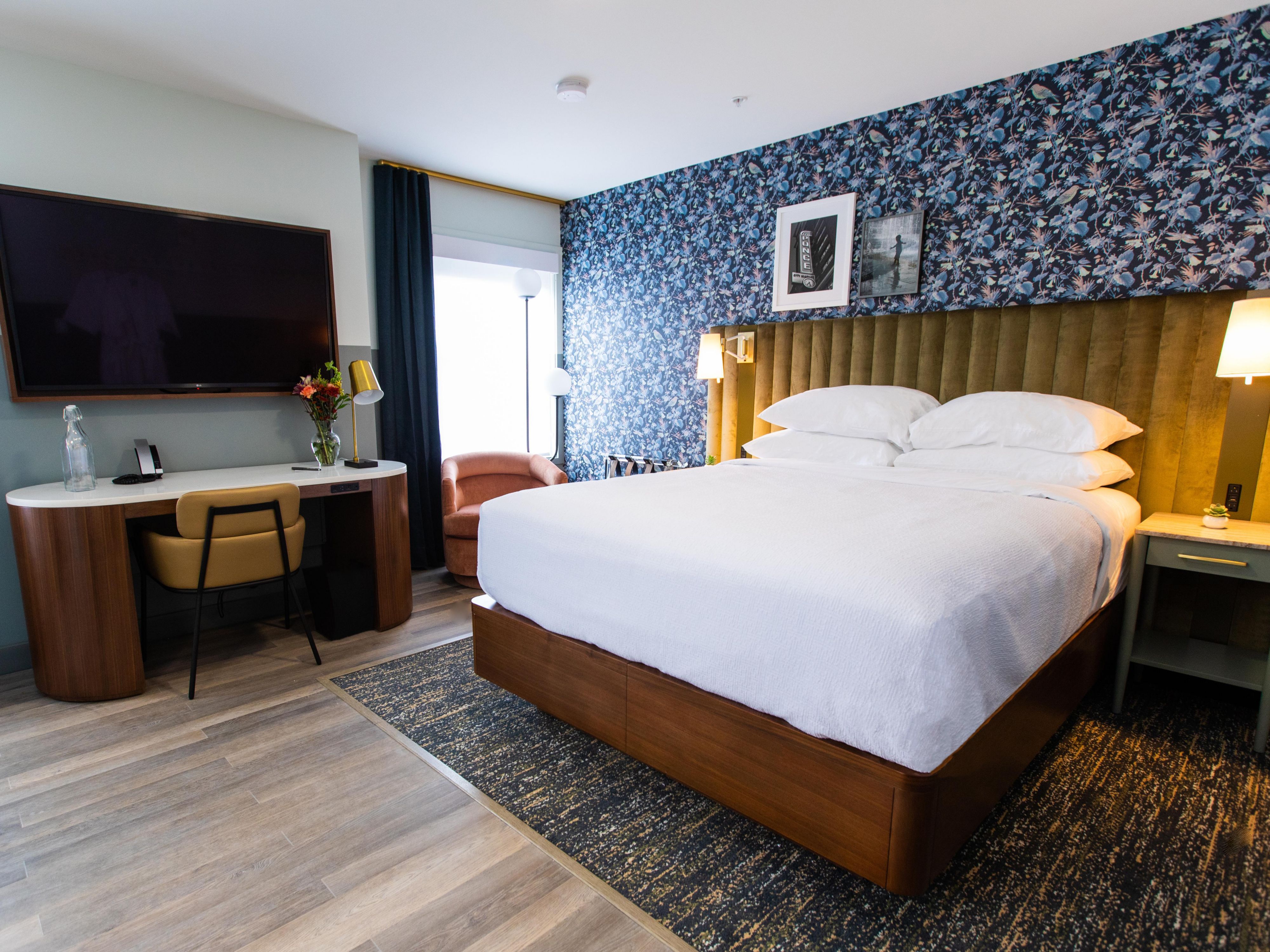 One king cozy room