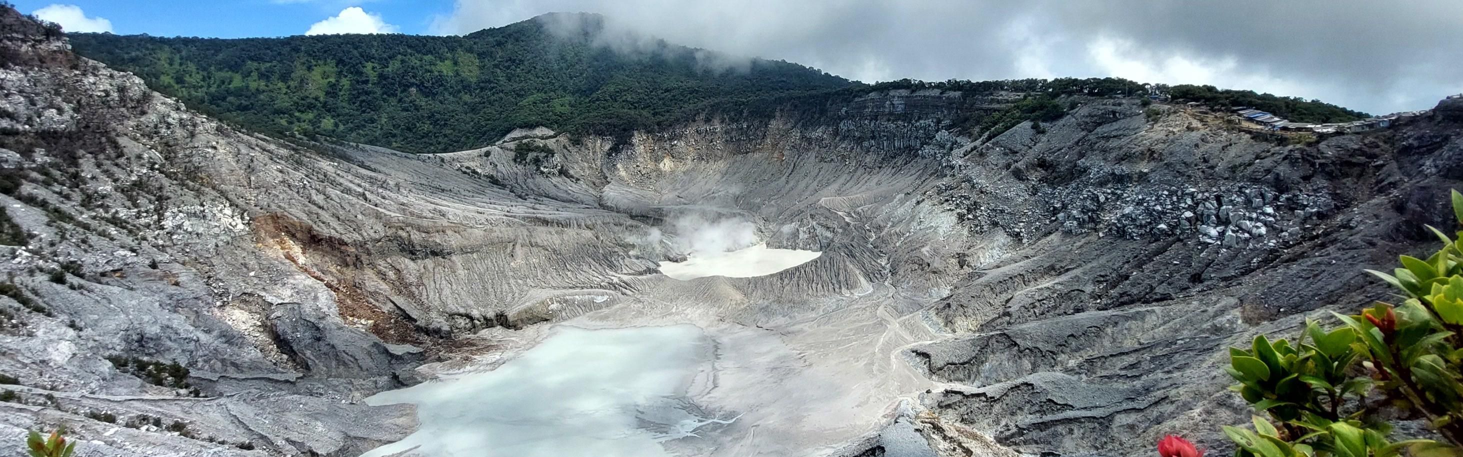 Discover the beauty of Tangkuban Perahu, only moments away from us