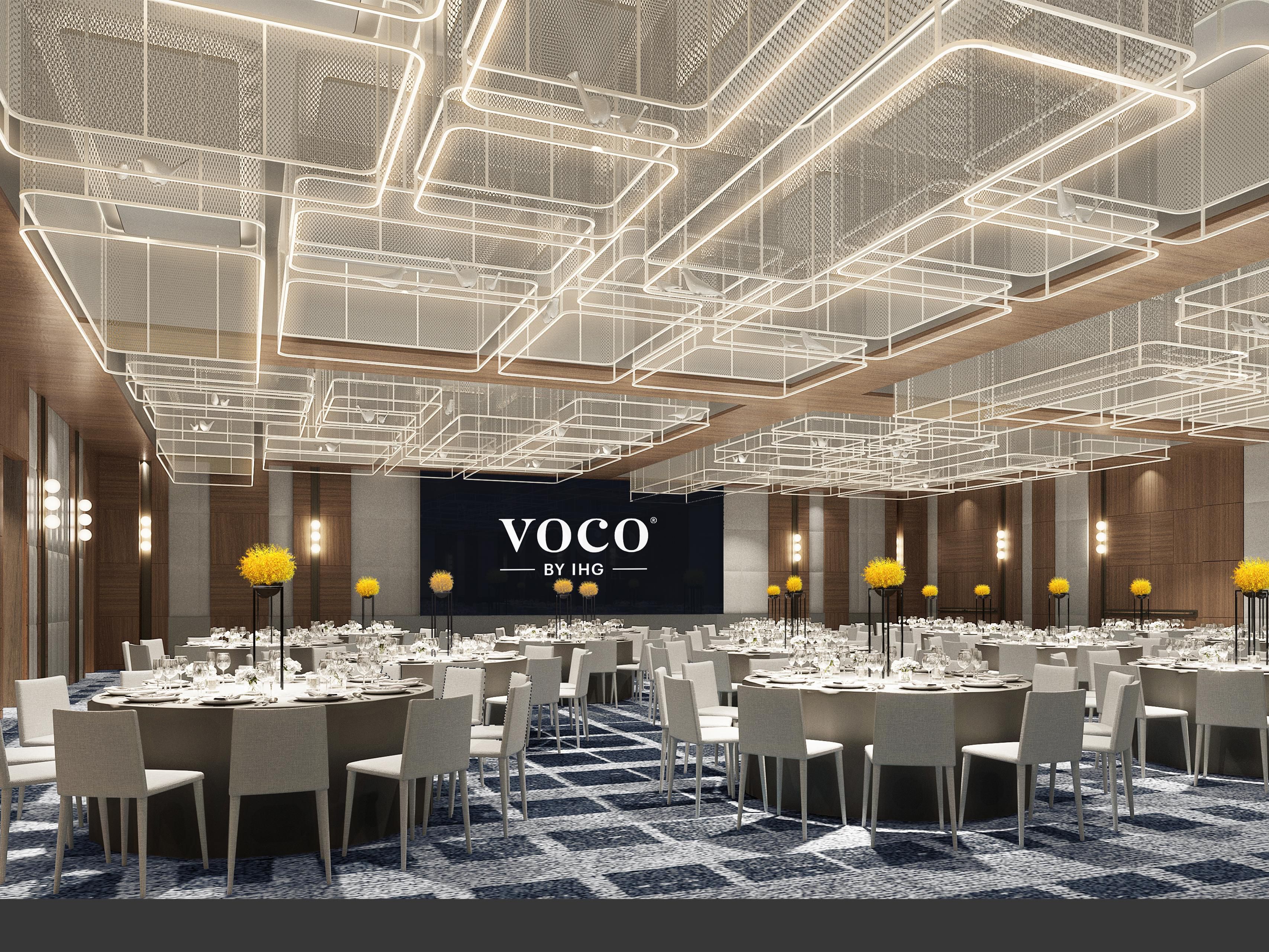 From our elegant ballroom and flexible meeting rooms to inviting public areas like the Tasca bar and cozy lounge corners, we create the perfect setting for connections—whether it’s a business discussion, social gathering, or quiet conversation. With thoughtful design, warm lighting, and a touch of character, every moment feels relaxed yet refined.