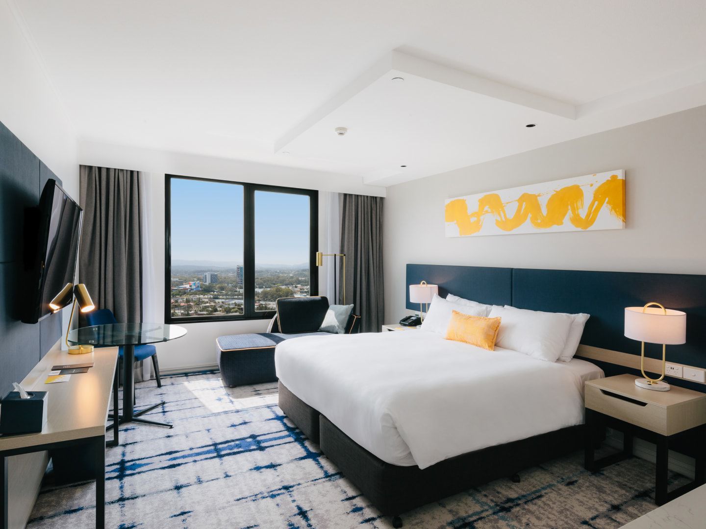 voco Gold Coast<br data-mce-bogus="{0}">