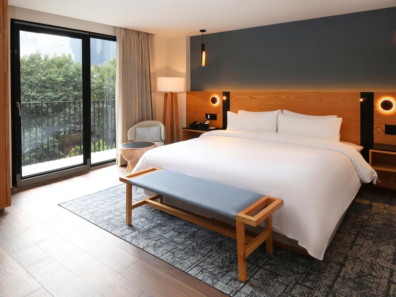 1 King Bed One Bedroom Suite