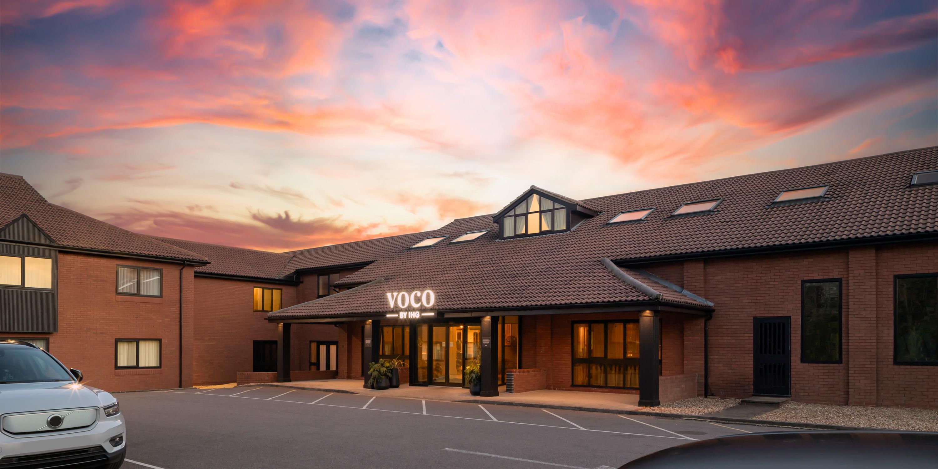 فوكو كوربي كيترينج