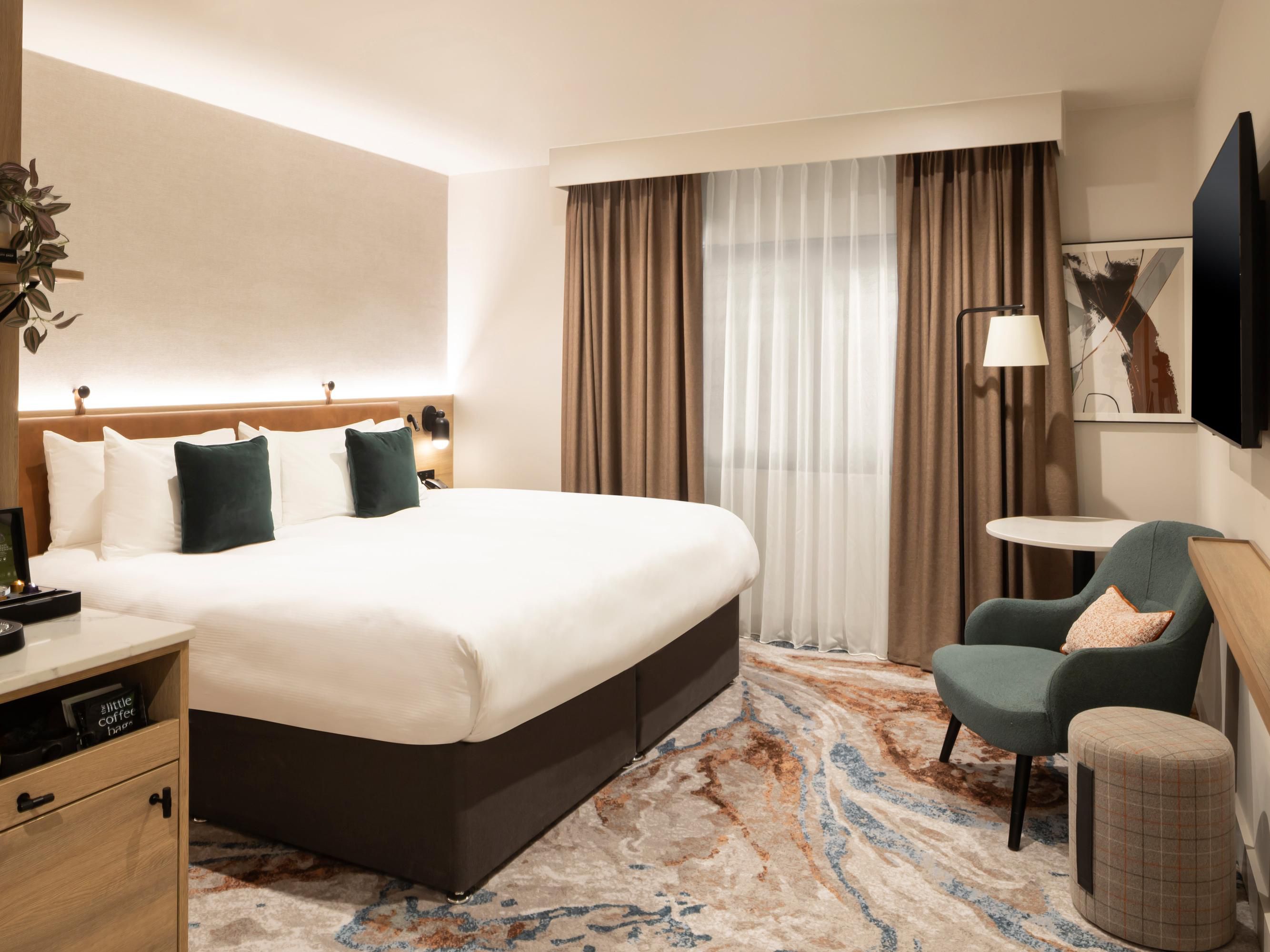 킹 사이즈 침대 객실