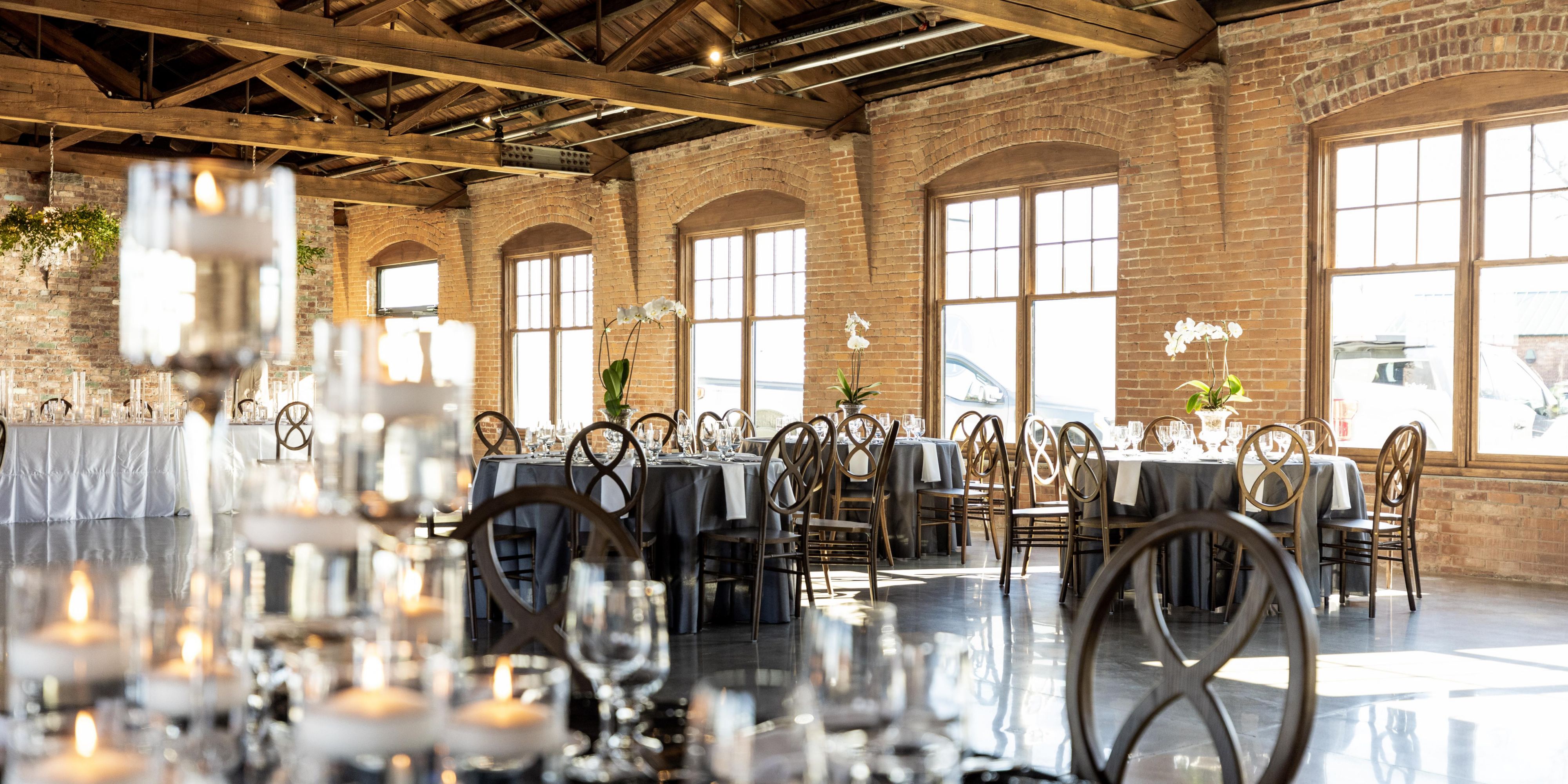 Celebrate your special day at our waterfront event spaces. Our exclusive venue features indoor and outdoor spaces along the Hudson River, including a temperature-controlled ballroom and a riverside glass atrium bar, complemented by a private park. Experience the magic of a riverside wedding, with every detail tailored to create a memorable event.