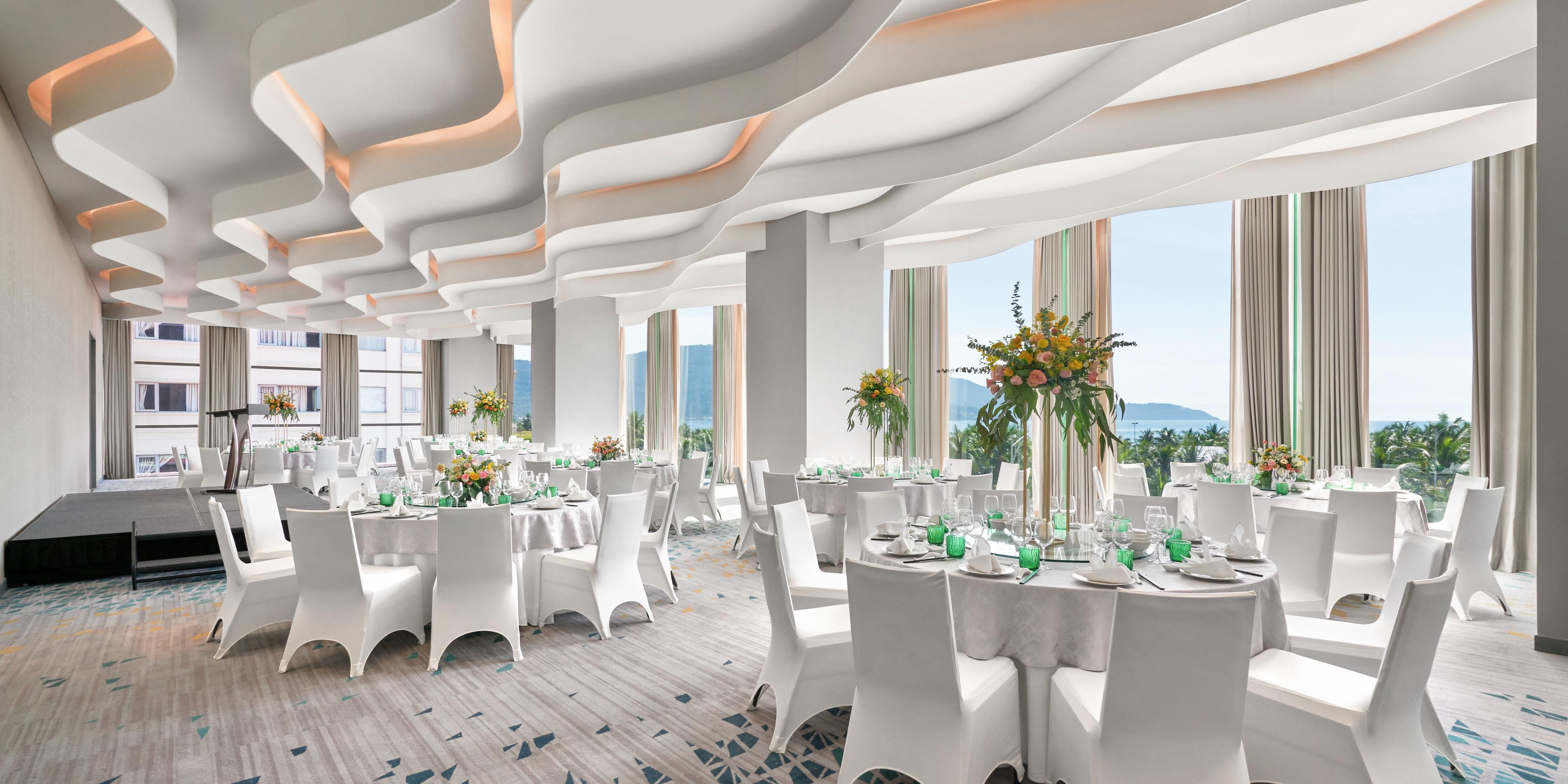 Embrace the wow factor in our Ma Belle Ballroom, perfect for weddings, galas, and conferences, while our two meeting rooms are ideal for smaller events. Natural light makes the space feel warm and welcoming. With state-of-the-art equipment and technology, we're ready to bring your vision to life.