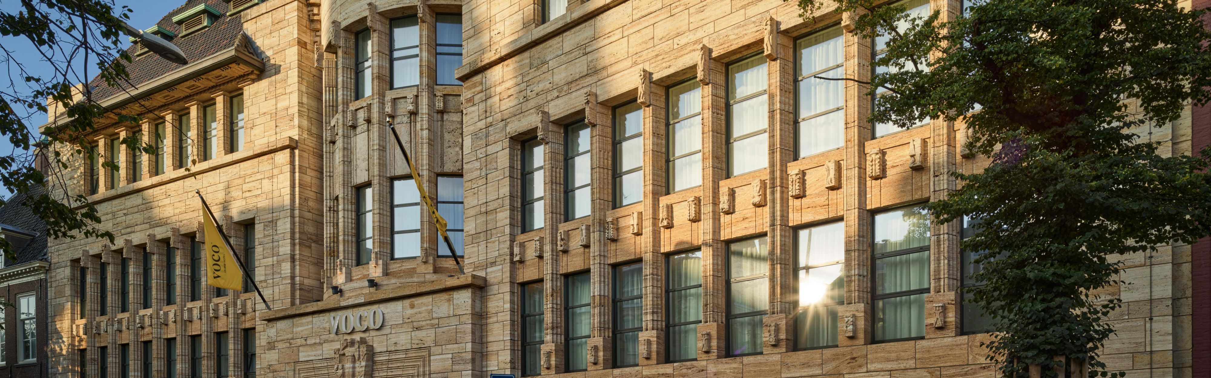 $hotelInfo.mediaDetails.welcomePhotos.primaryPhoto.caption}