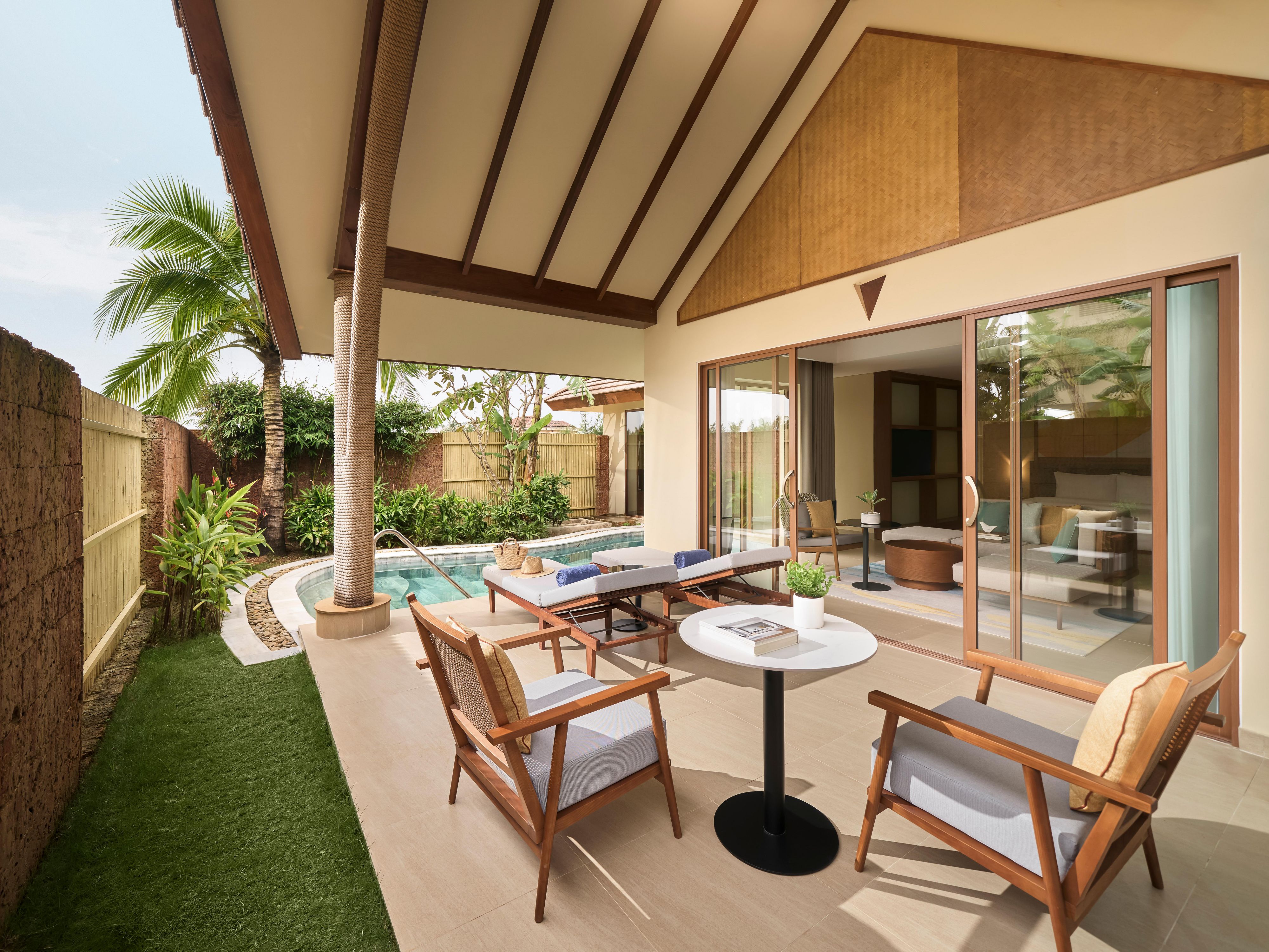 Relax at voco Quang Binh Resort By IHG, where thoughtful touches make all the difference. Dive into your private pool, surrounded by tranquil greenery, or retreat to cosy interiors inspired by local charm. Indulge in spa treatments, savour signature dishes, and enjoy a laid-back escape made for you.