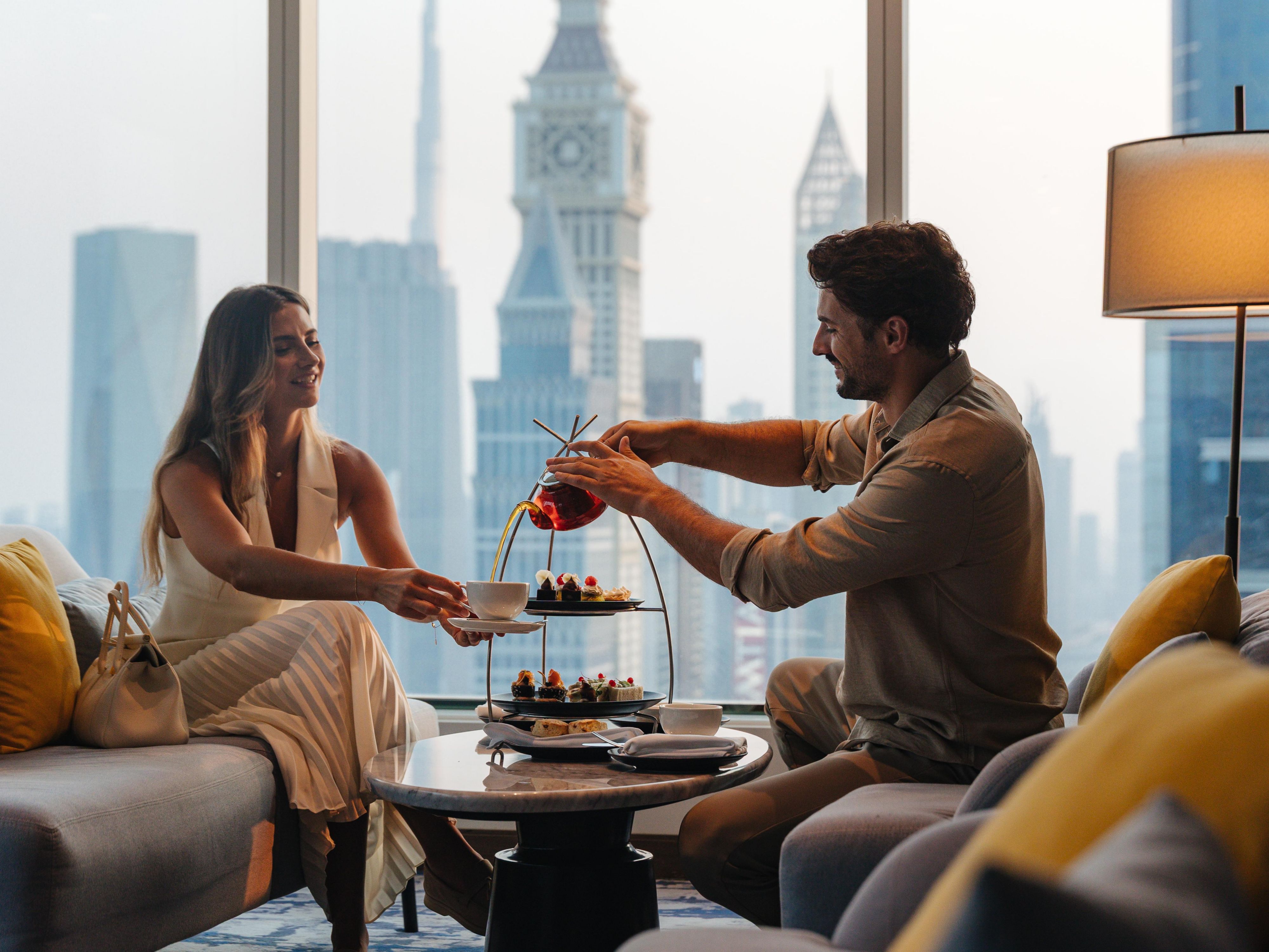 Located on the 42nd floor, the Club Lounge offers a refined retreat for business and leisure travellers, with panoramic views of Dubai’s skyline, exclusive check-in, and personalised services. Guests can enjoy a curated selection of exceptional culinary experiences throughout the day, including breakfast, afternoon tea, and evening canapés.