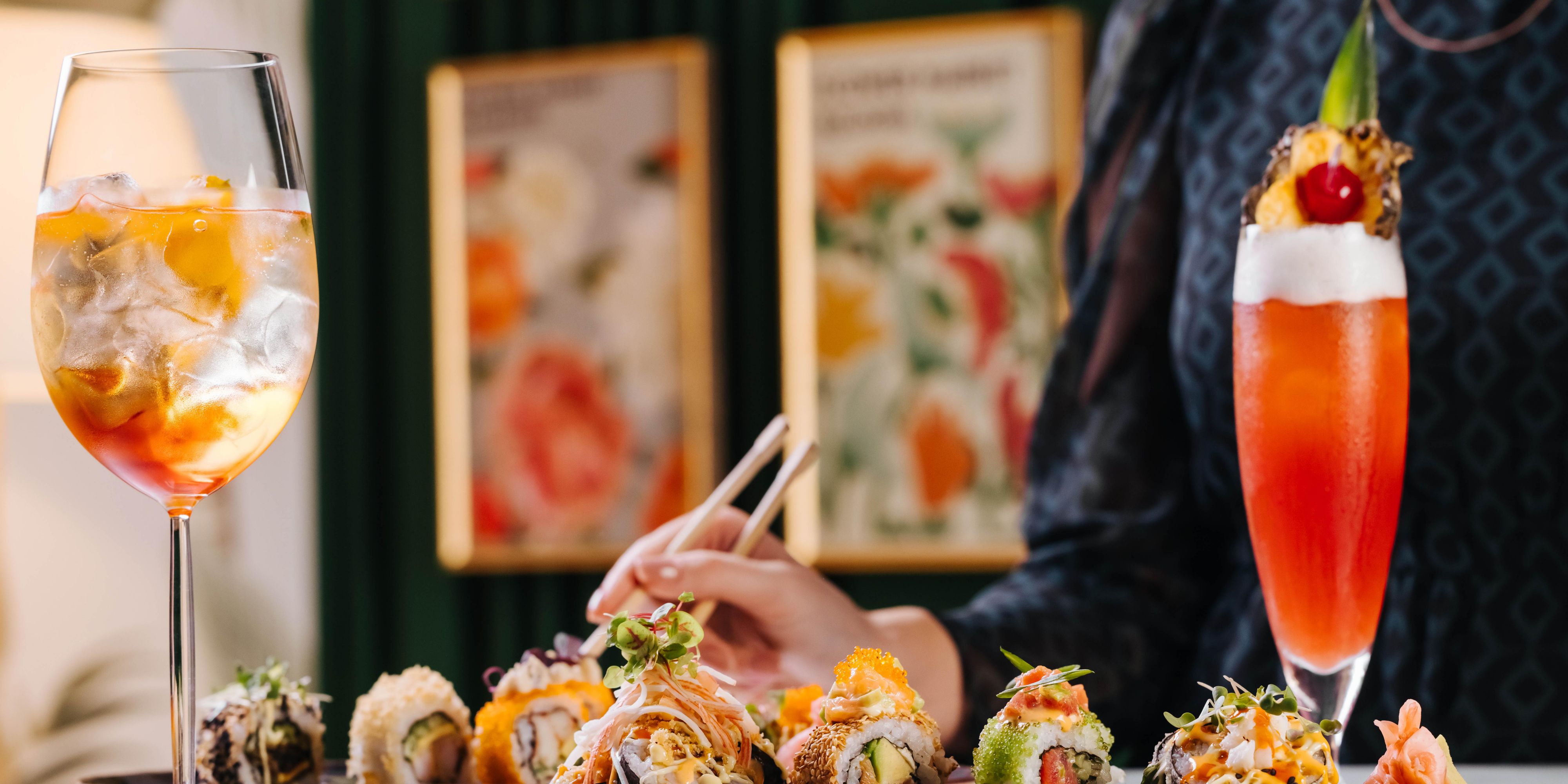 Enjoy an all-you-can-eat sushi at Windows Bar & Lounge with live DJ beats, and unbeatable views from 49th floor!

Every Monday | 7 PM to 10 PM

IHG One Rewards members enjoy a 25-30% discount.