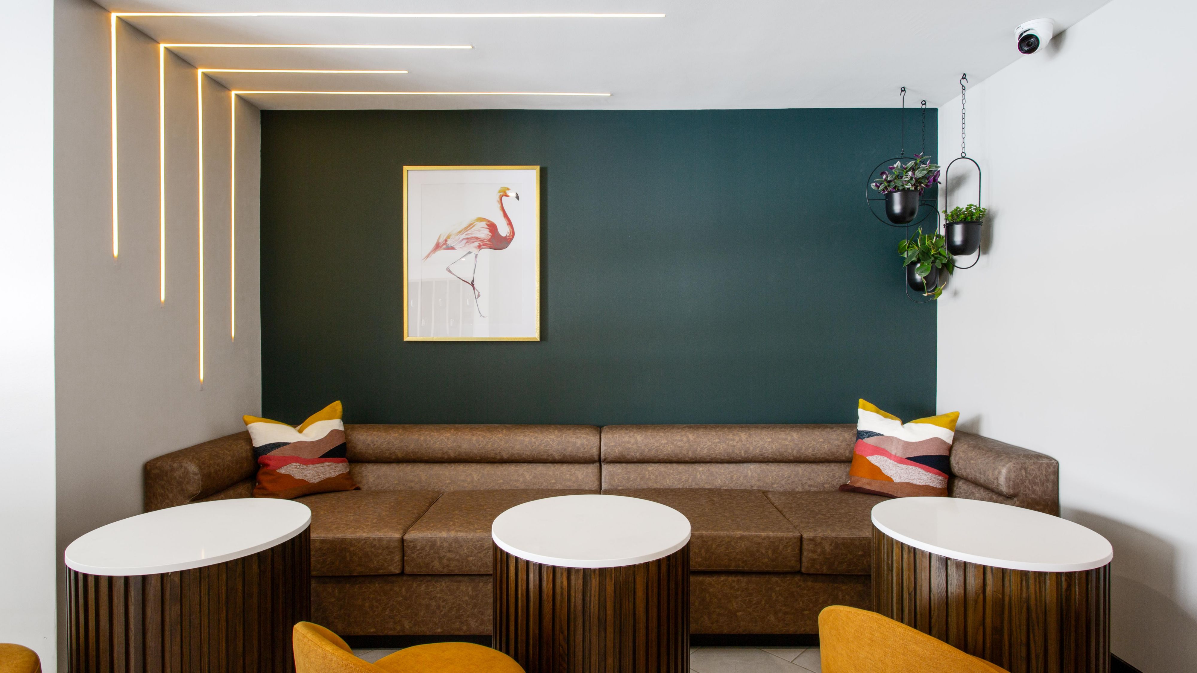 Bar and Lounge