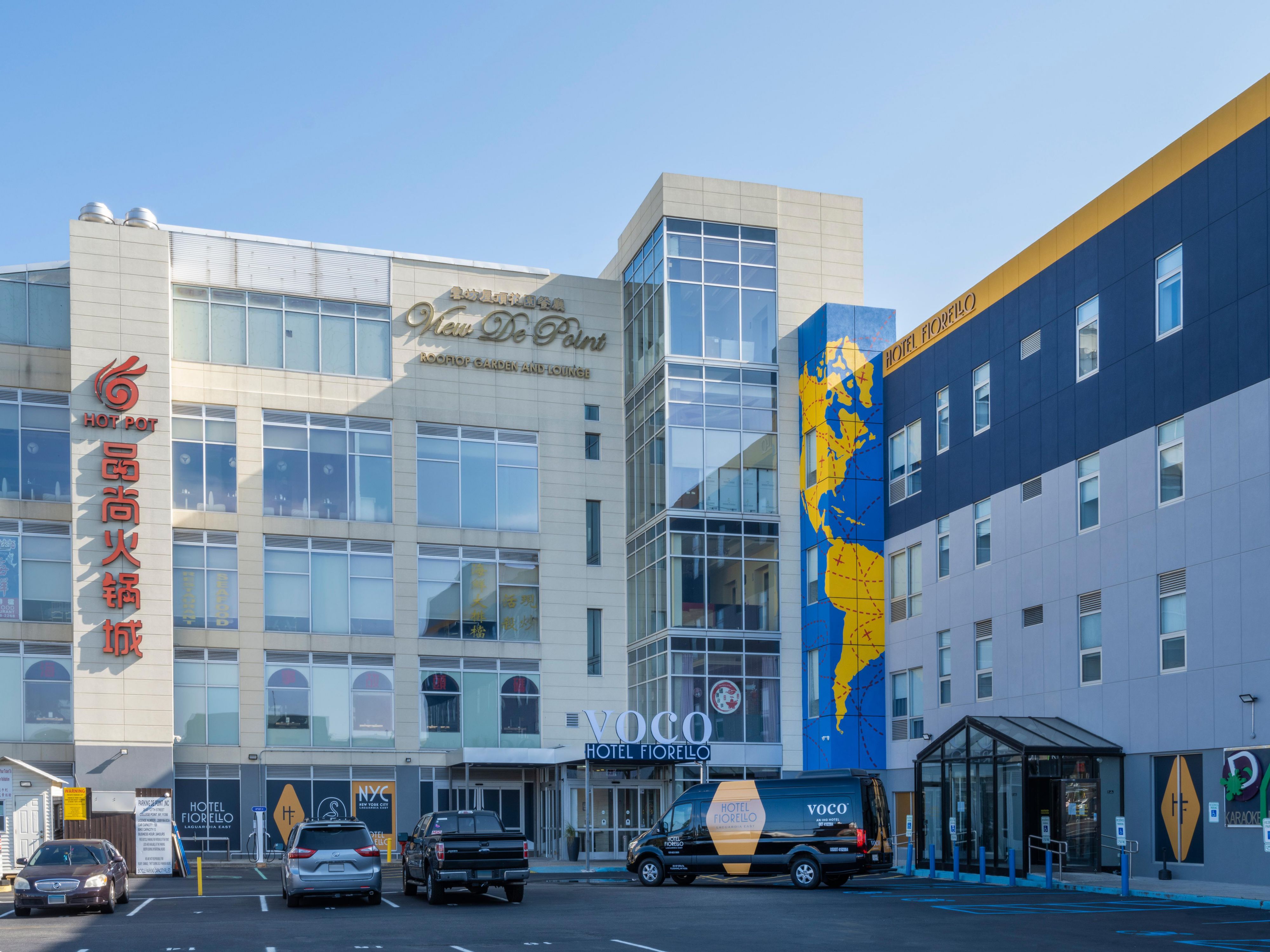 Exterior of voco Fiorello LaGuardia East