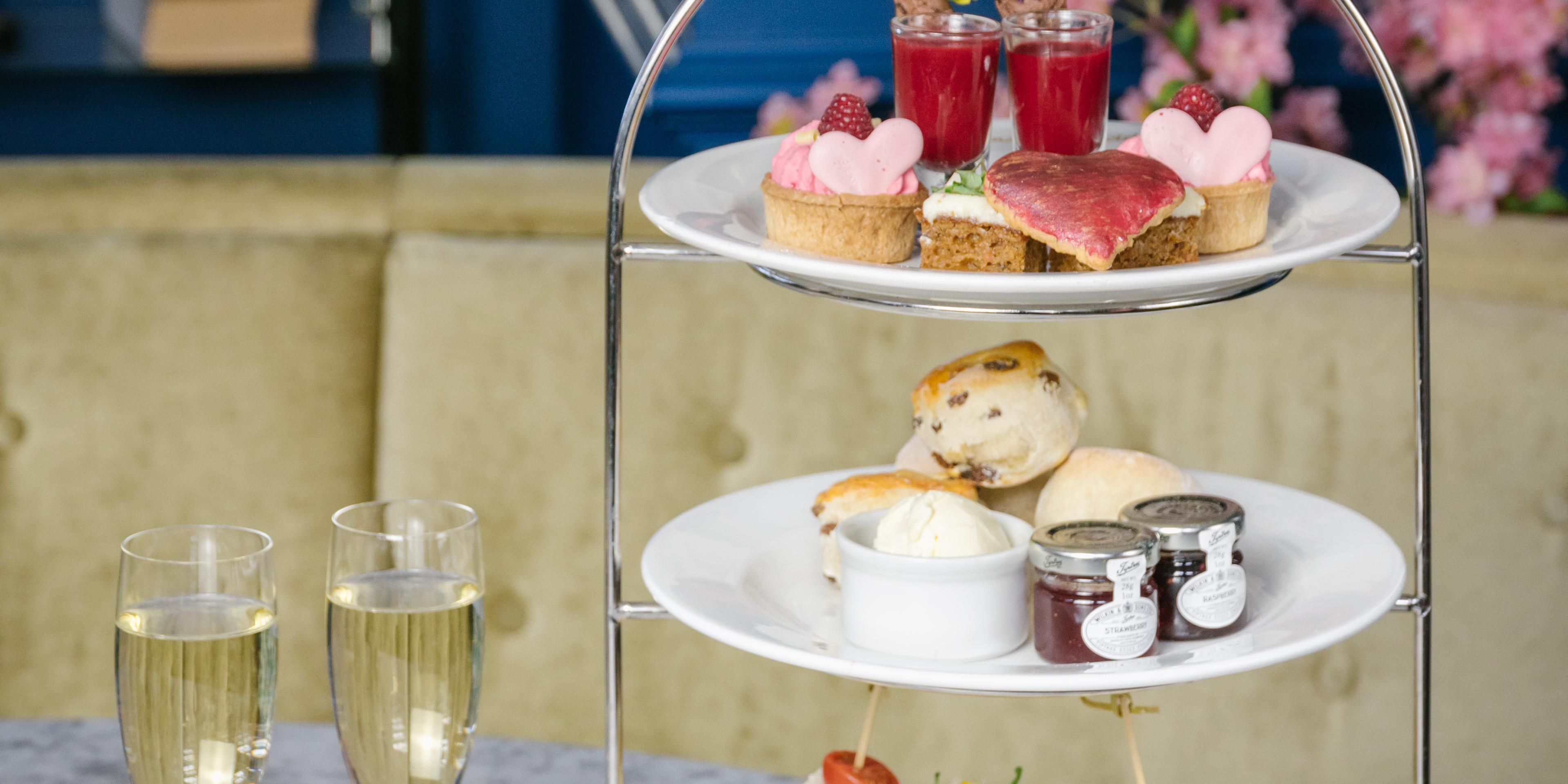 An experience at voco Grand Central is the perfect gift. From an over night stay, cocktails or dinner with friends, give someone the gift of a memorable experience.