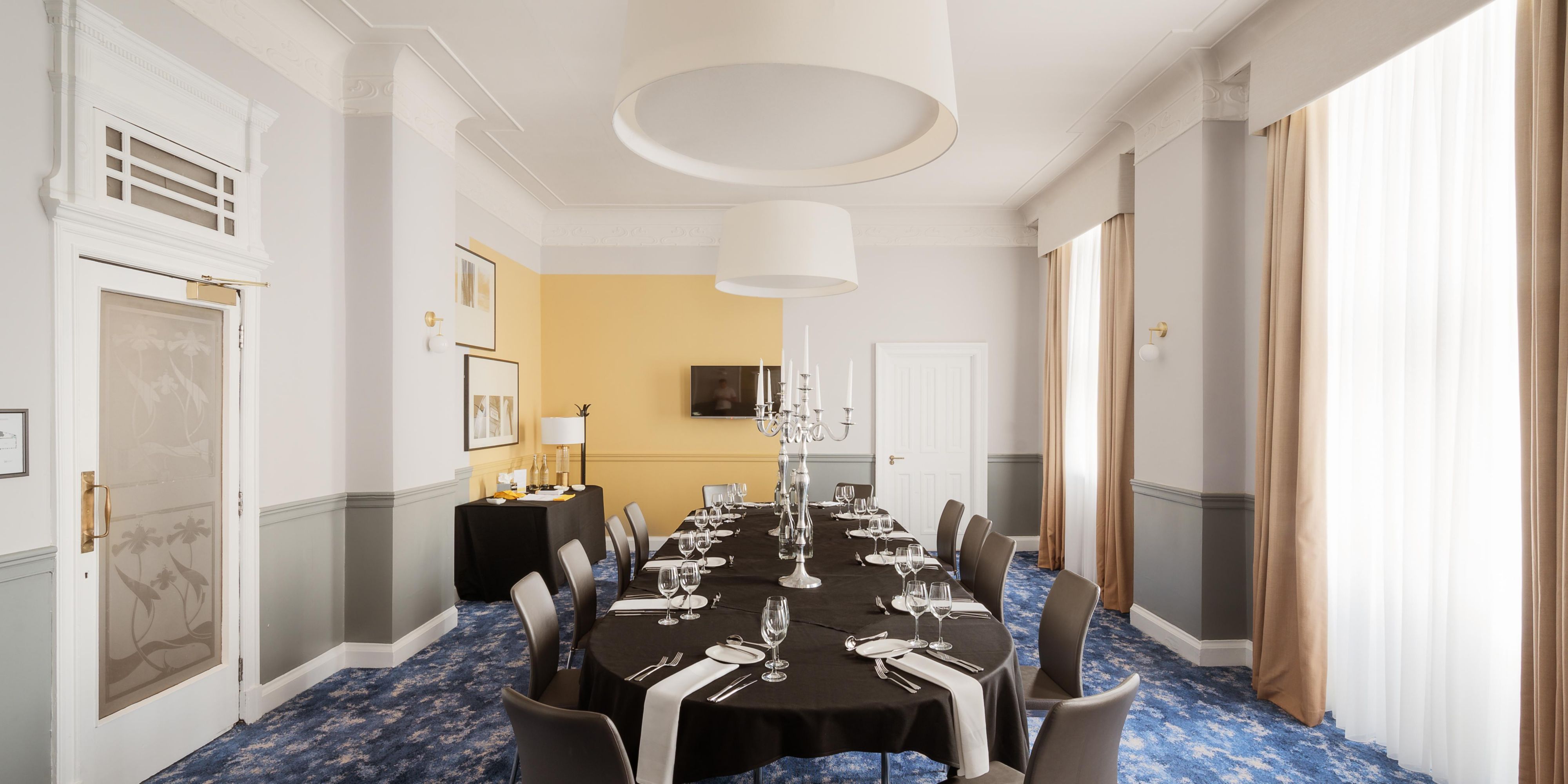 Each of our eight spaces features its own unique character and style. Whether planning a corporate meeting, a red-carpet gala, or a family gathering, we combine rich architecture with 21st-century touches and personalised service to make your event extraordinary.