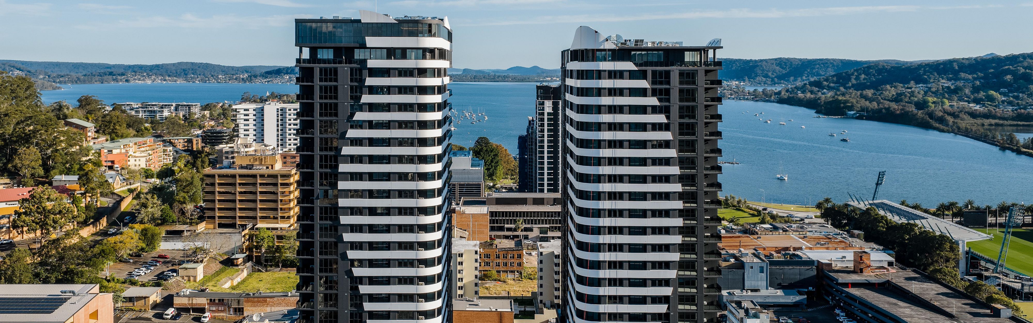 $hotelInfo.mediaDetails.welcomePhotos.primaryPhoto.caption}