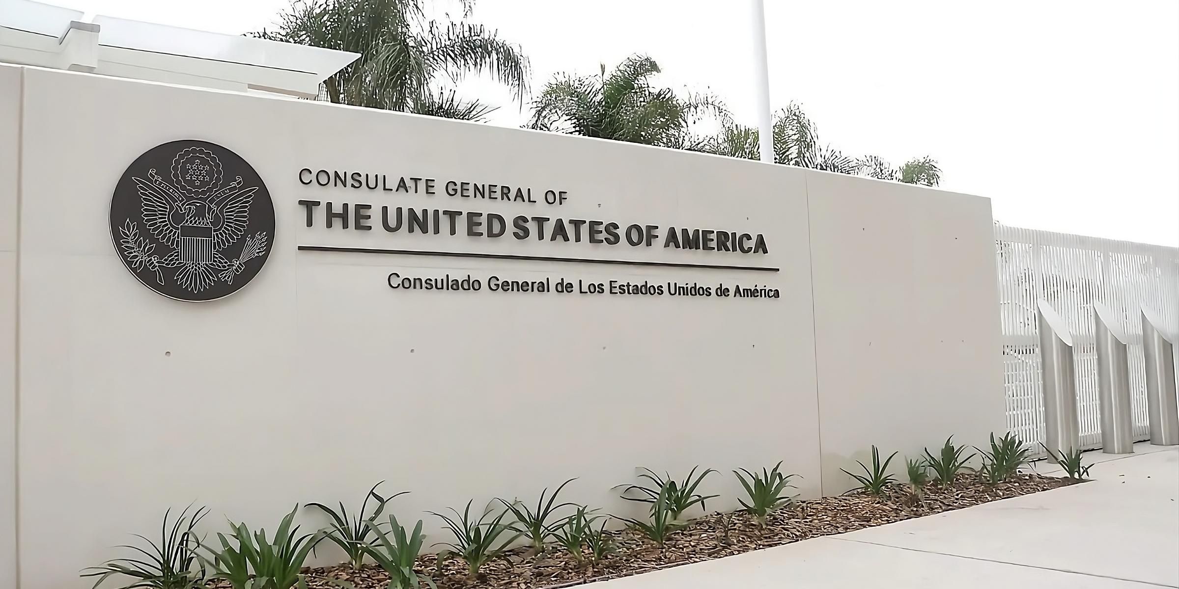 Located just minutes from the new U.S. Consulate in Guadalajara, our hotel offers the perfect convenience for visa appointments, interviews, or extended stays. Easily accessible on foot or by car, making your visit smooth and stress-free.