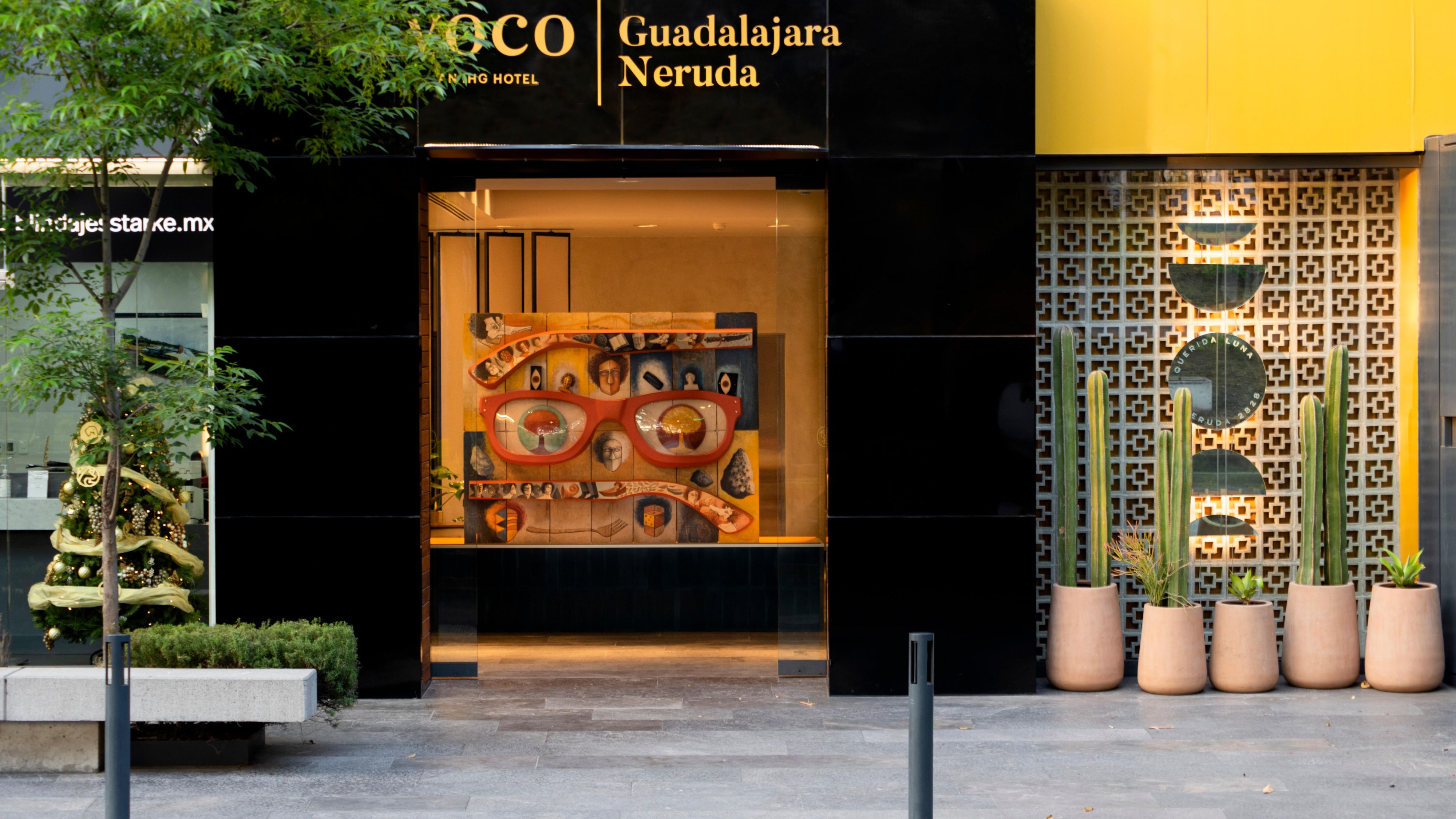 voco Guadalajara Neruda ภายนอกโรงแรม