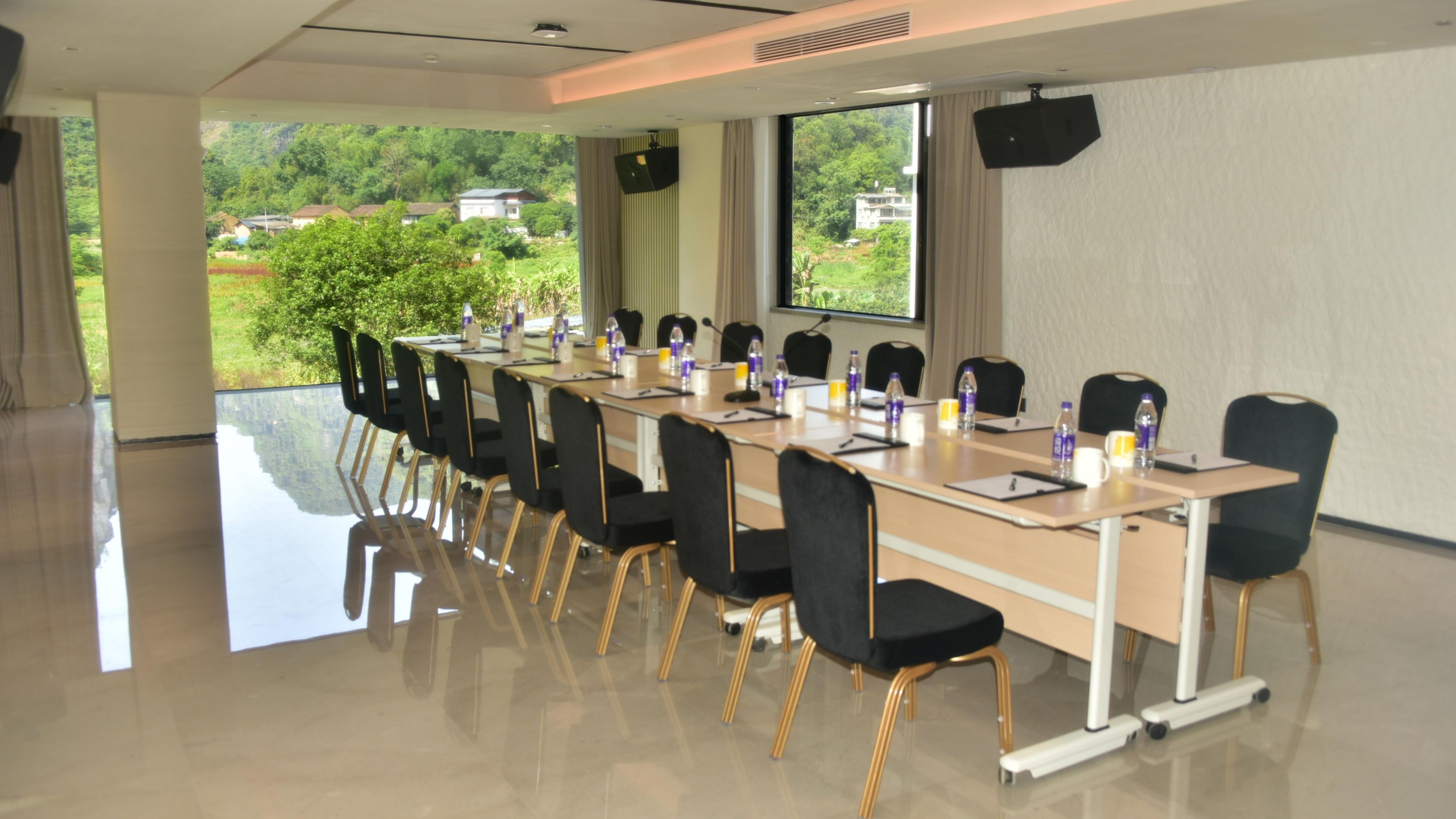 فوكو Hotels الاجتماعات والمناسبات